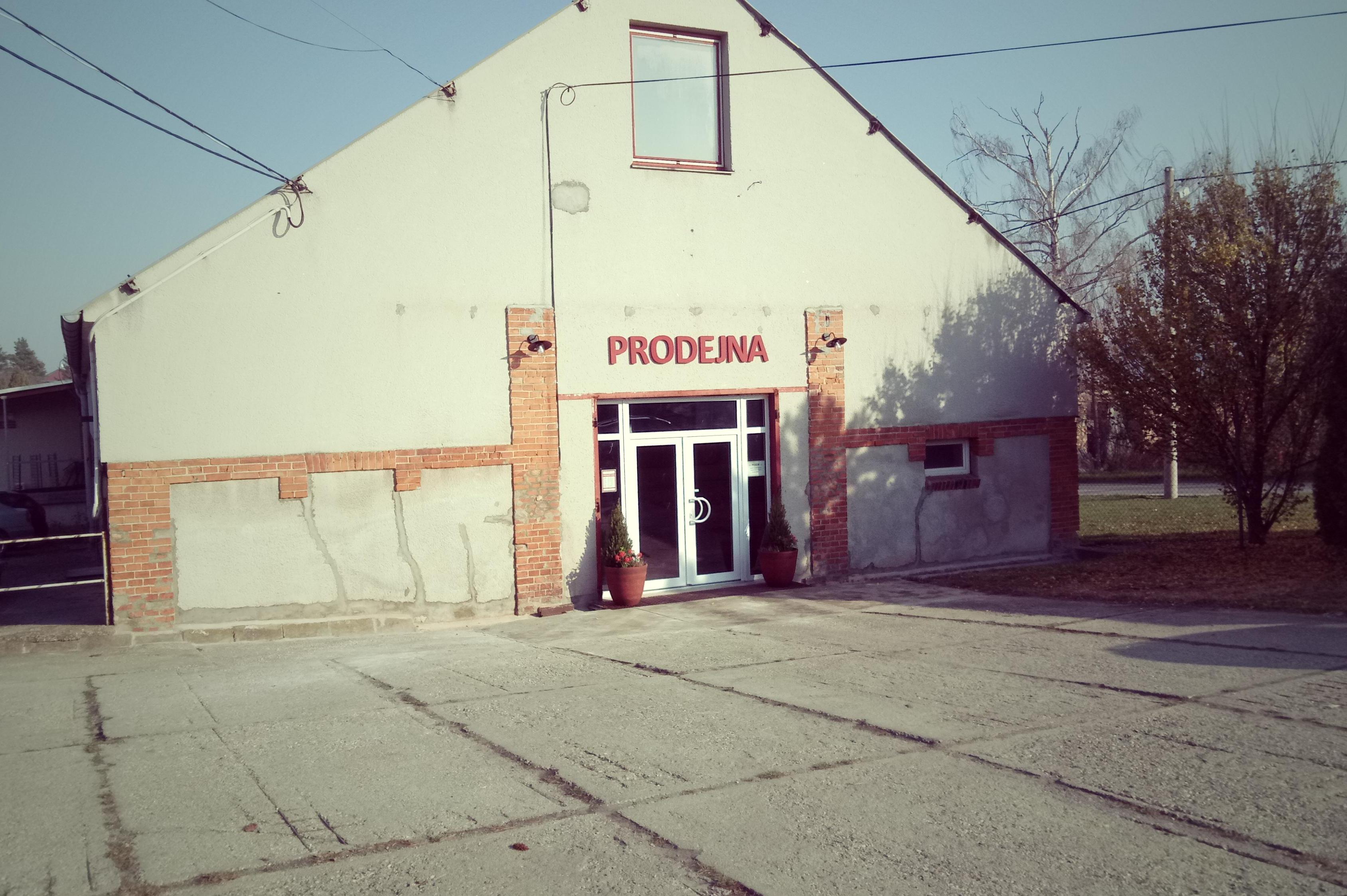 All podlahy