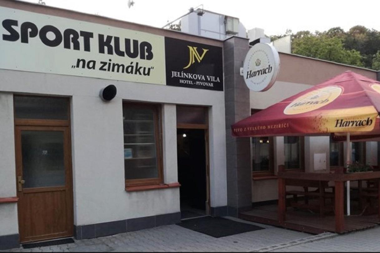 Sport Bar "Na Zimáku"