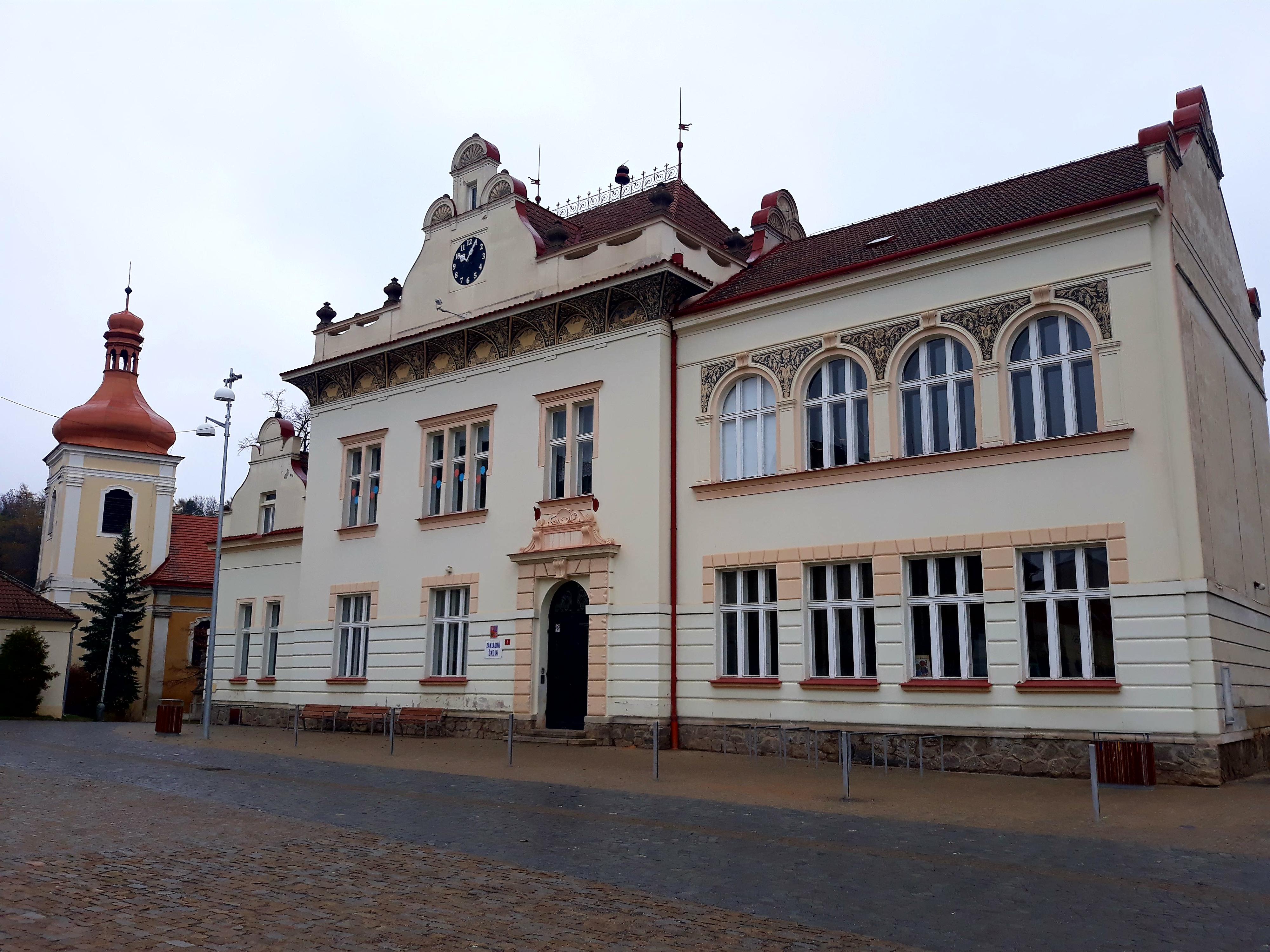 Základní škola Úvaly foto 3