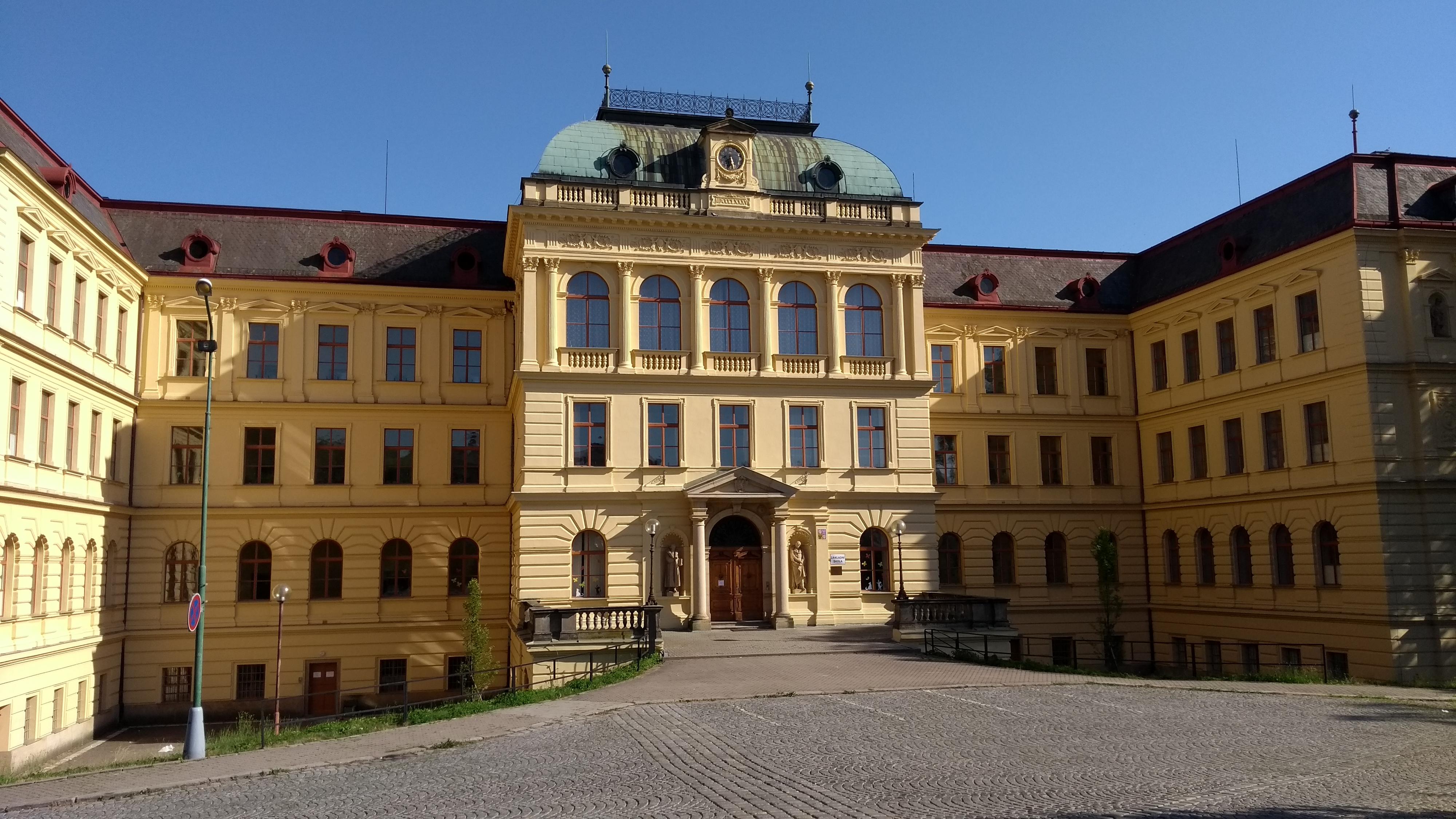 ZŠ Jaroměř, Na Ostrově