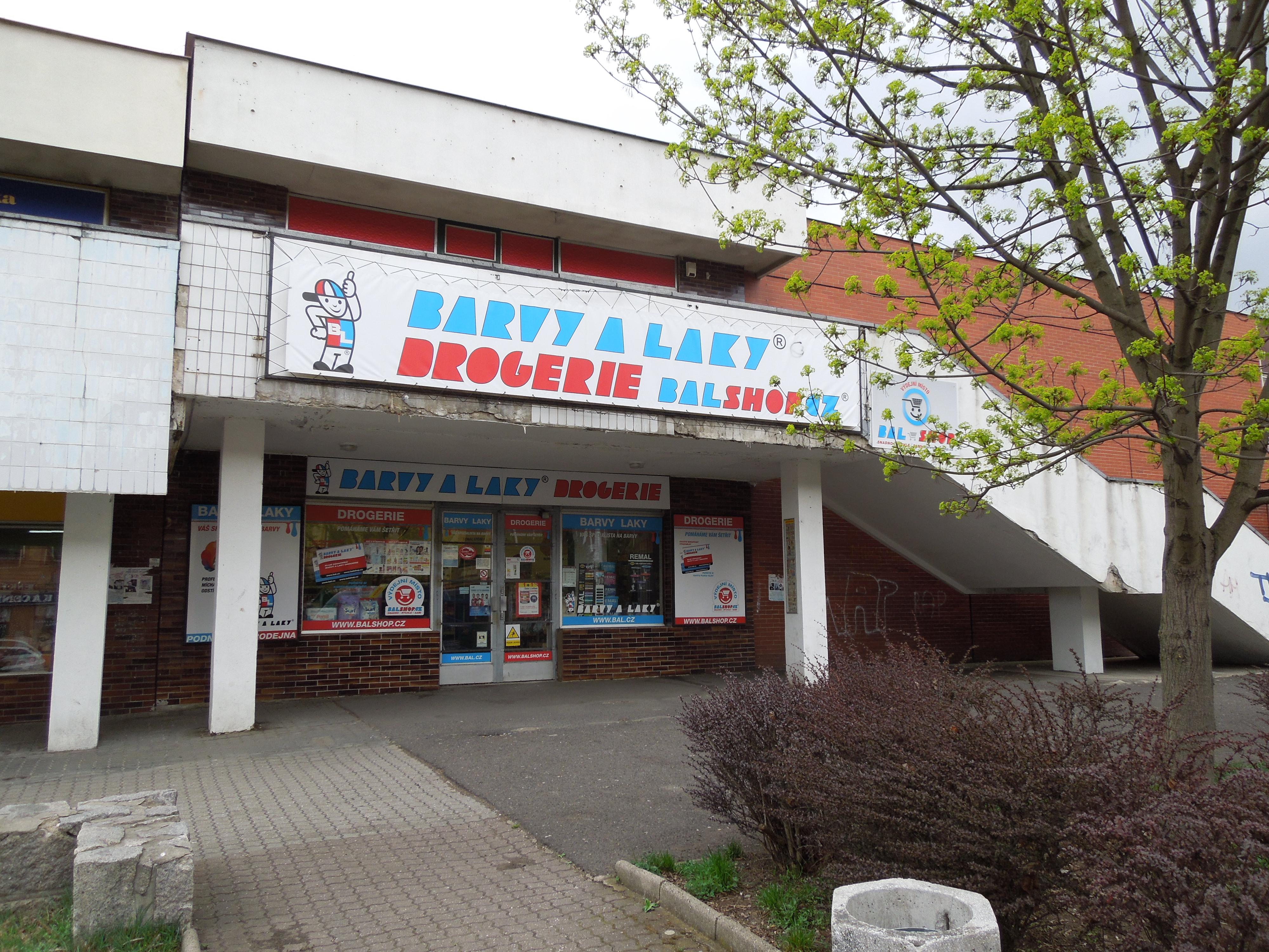 BARVY A LAKY DROGERIE foto 6