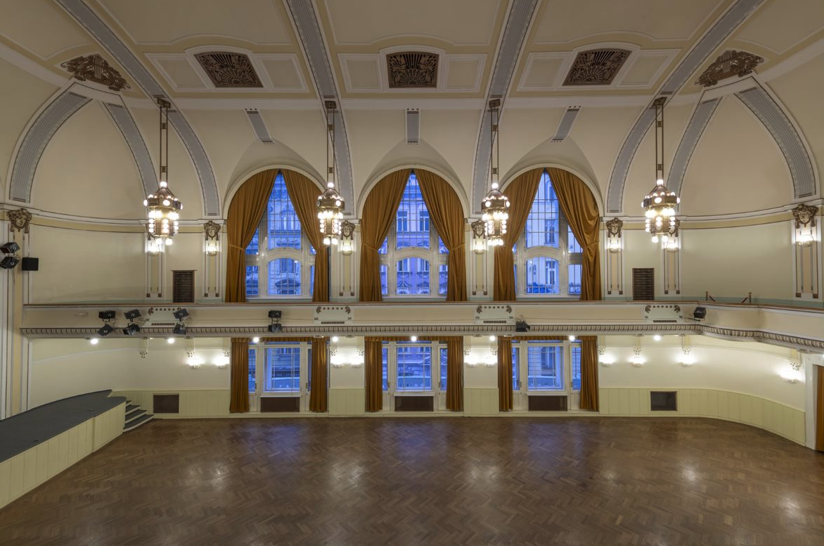 Národní dům na Smíchově foto 3