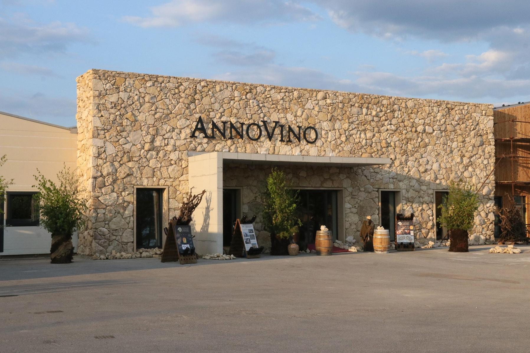 Vinařství HRANIČNÍ ZÁMEČEK foto 2