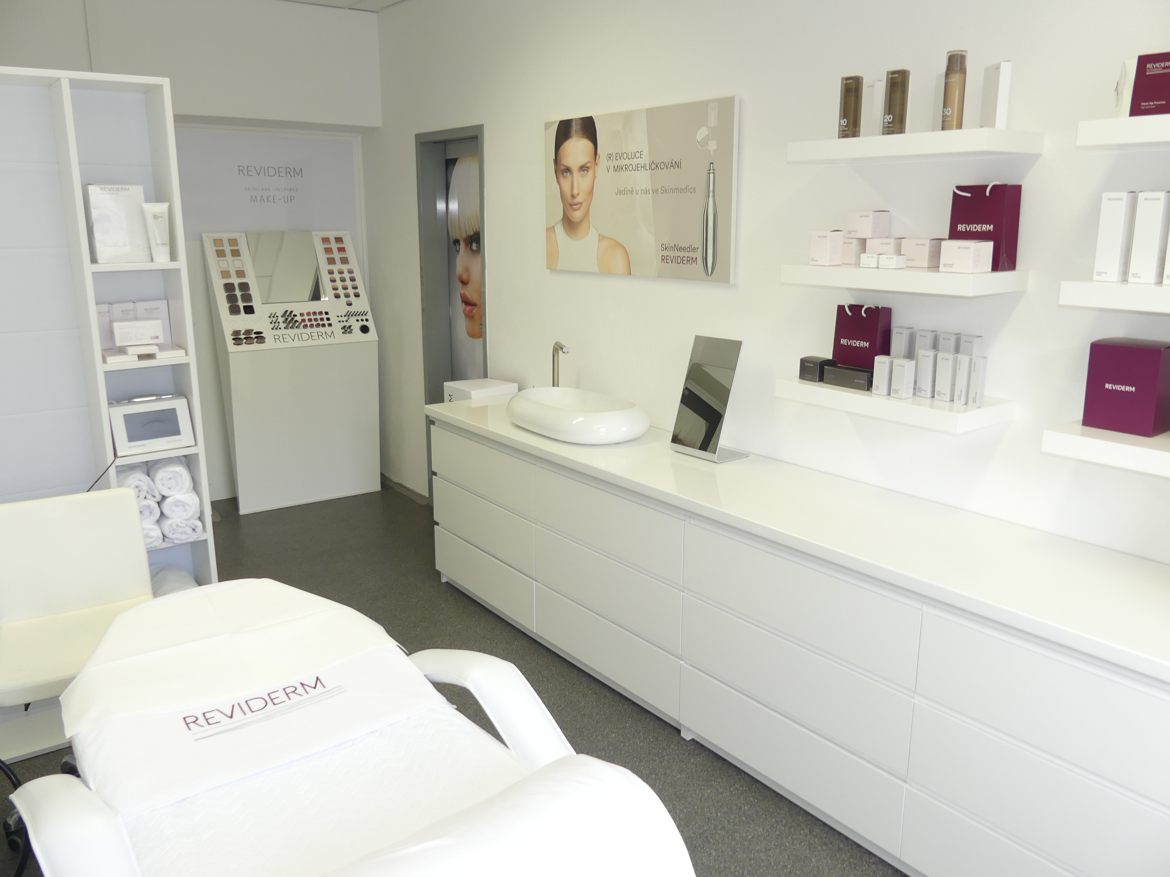 SKINMEDICS - Estetické péče Poliklinika Pražská foto 3