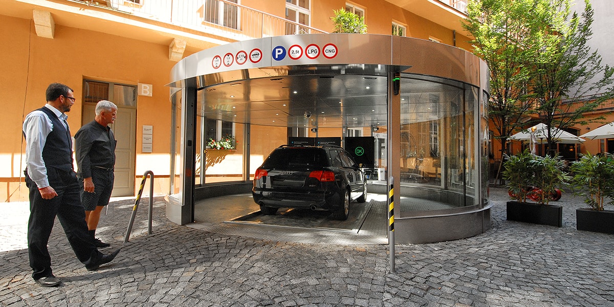 MR.PARKIT - Parking Václavské náměstí foto 2