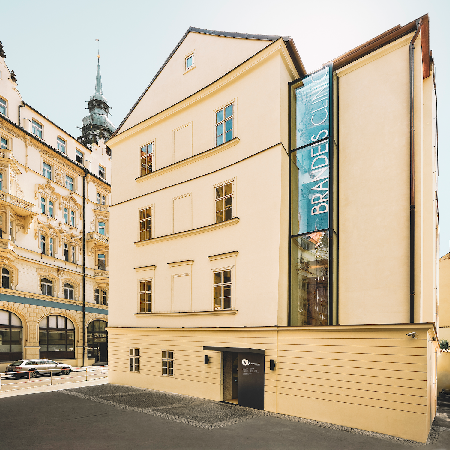 Brandeis Clinic by Lucie Kalinová foto 2