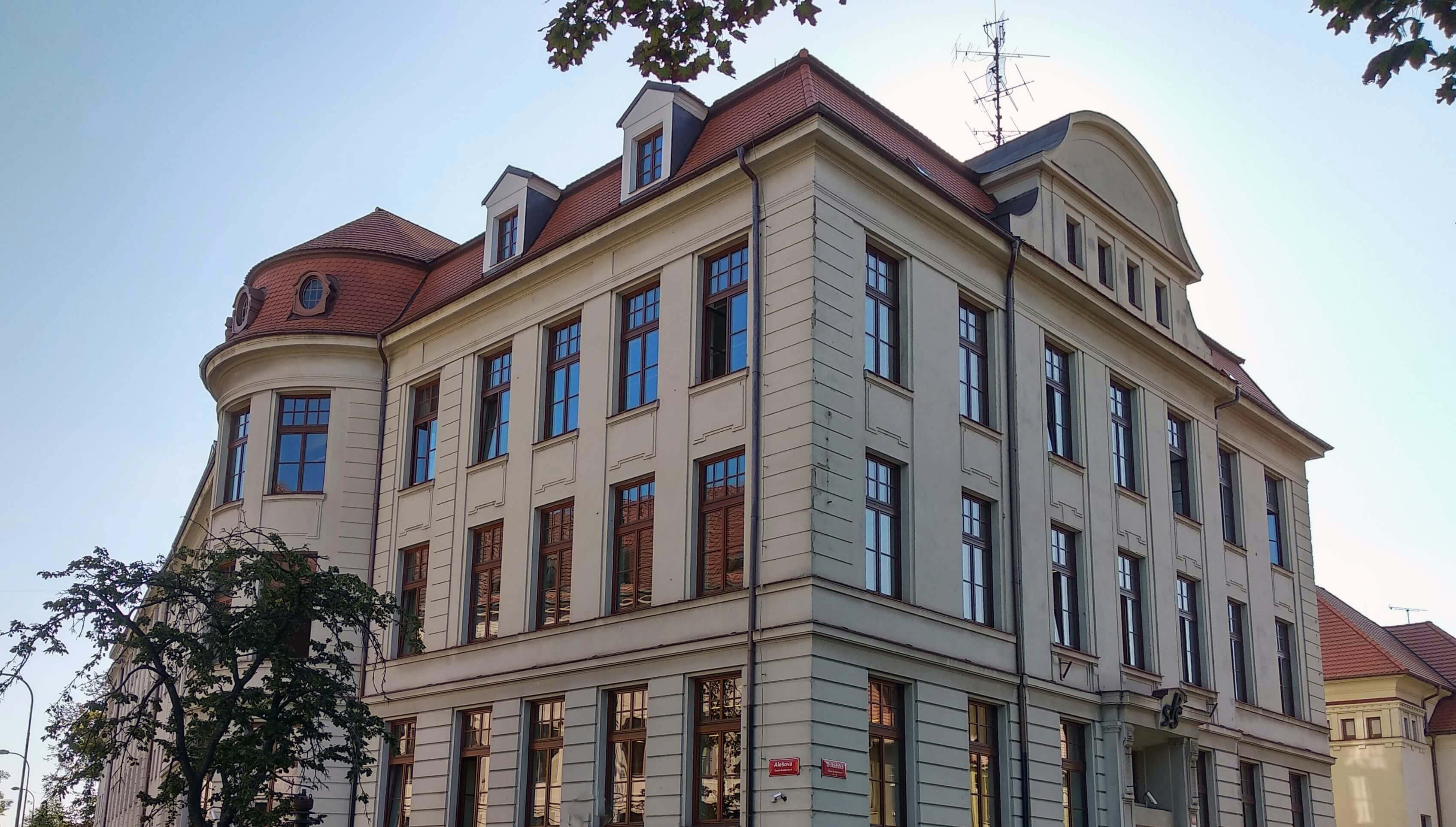 Střední průmyslová škola strojní a elektrotechnická, České Budějovice foto 3
