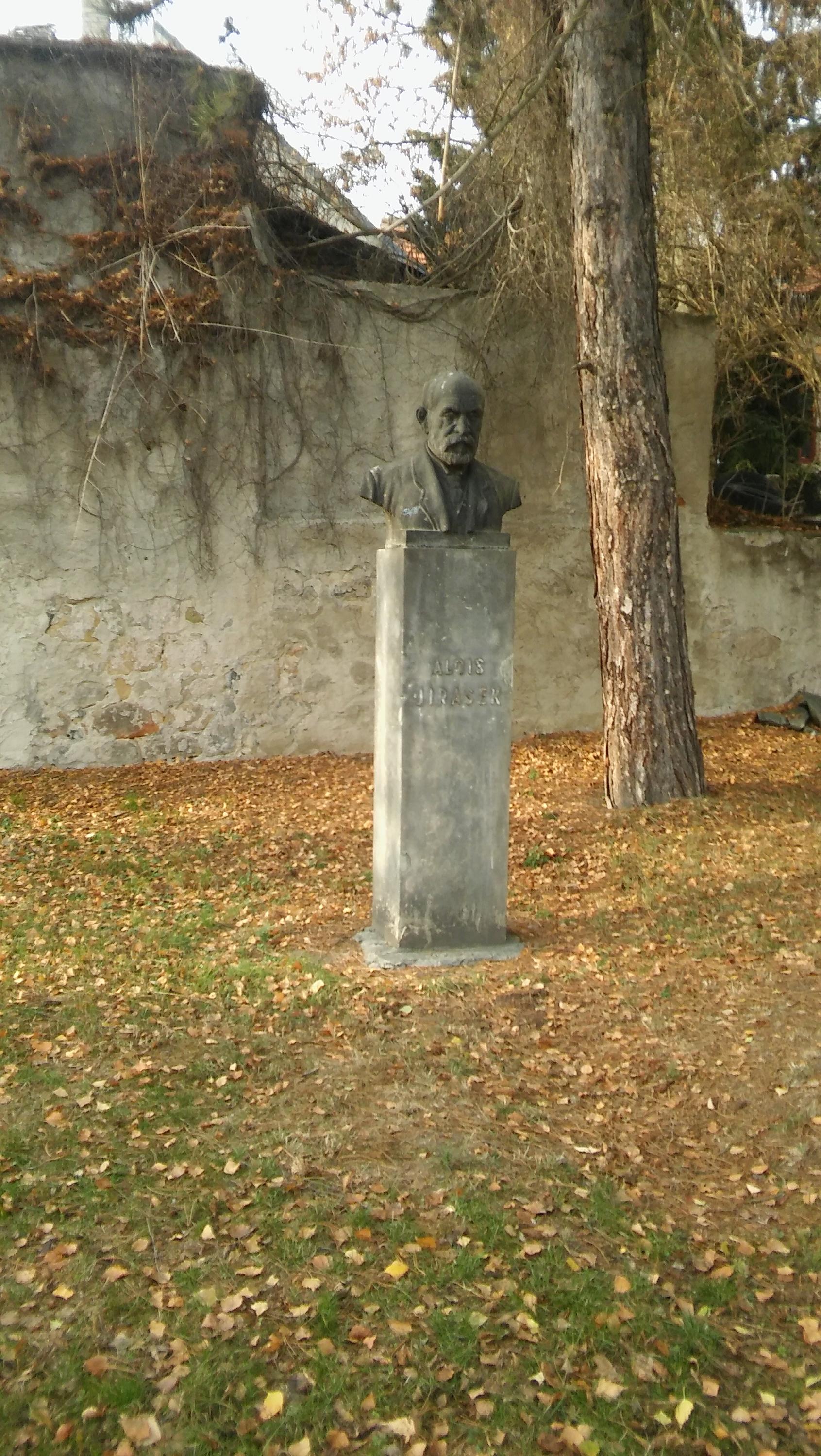Jiráskovo divadlo foto 3