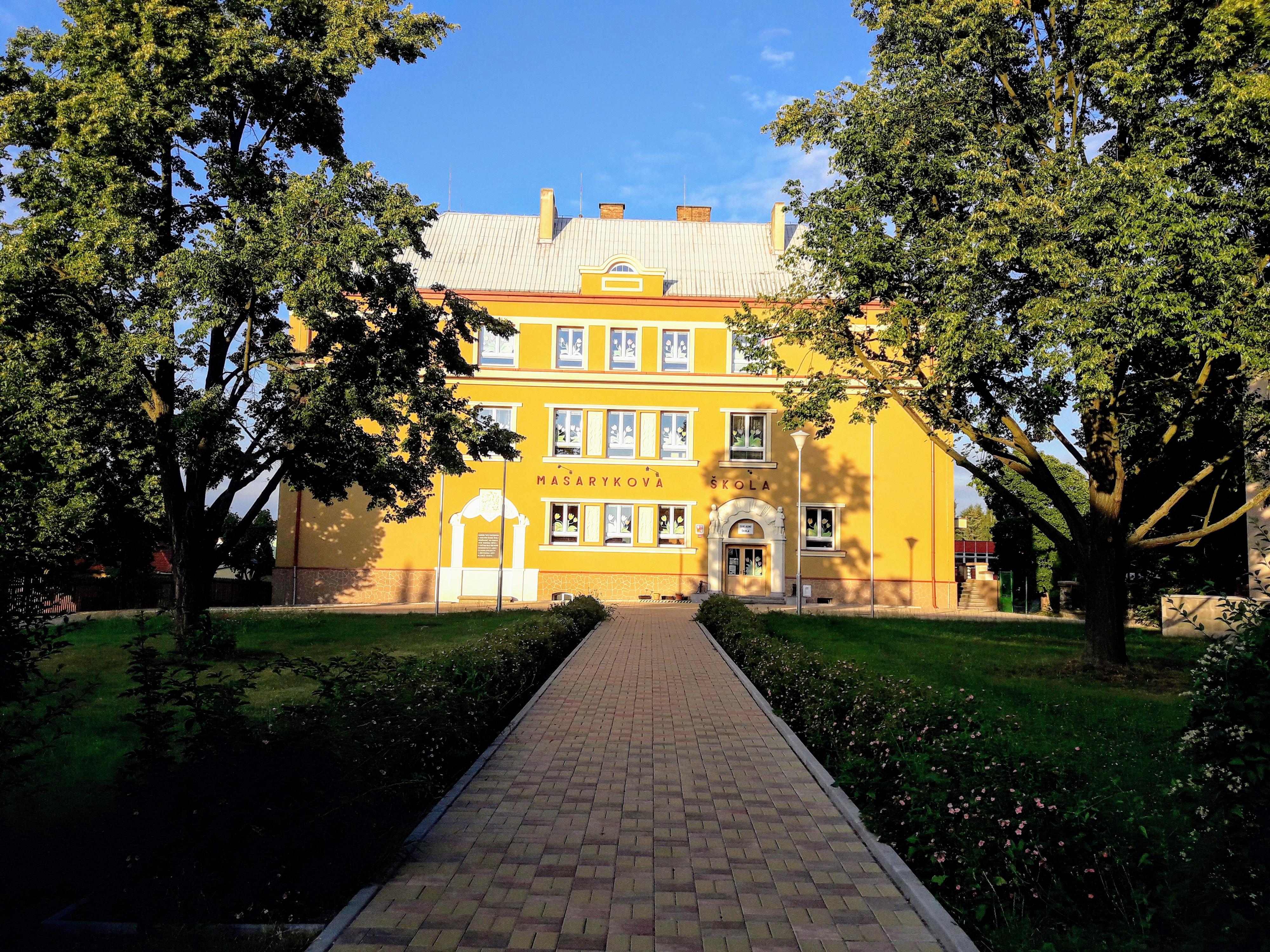 ZŠ T. G. Masaryka, Podbořany foto 2