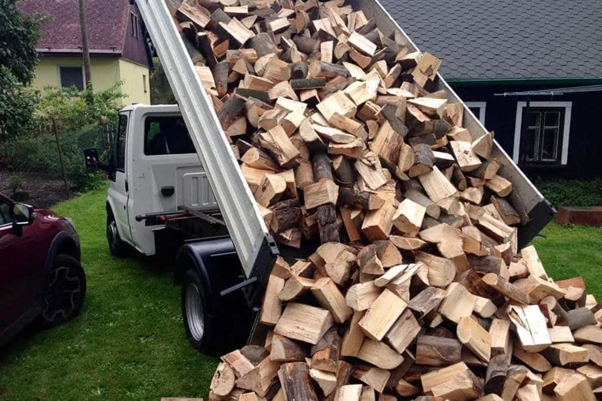 Palivové dřevo Novotný