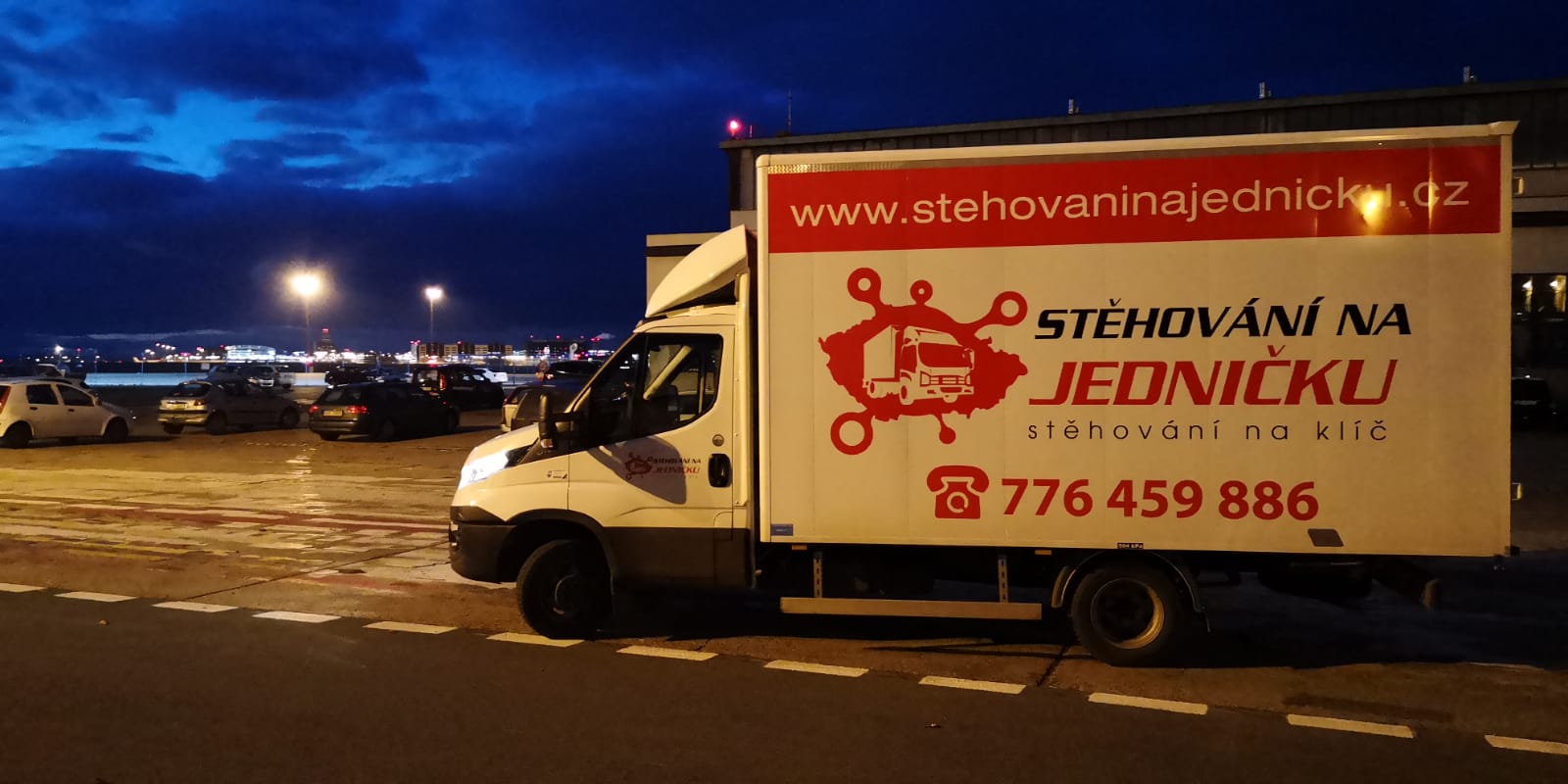 STĚHOVÁNÍ NA JEDNIČKU foto 3