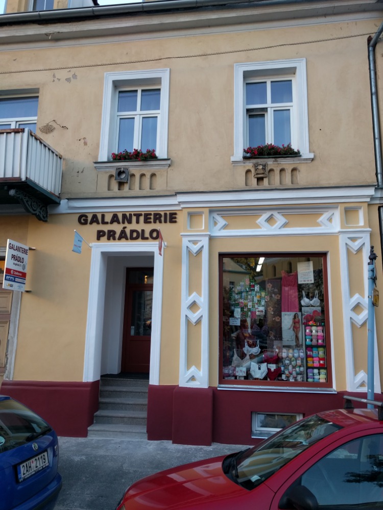 Galanterie - prádlo foto 2