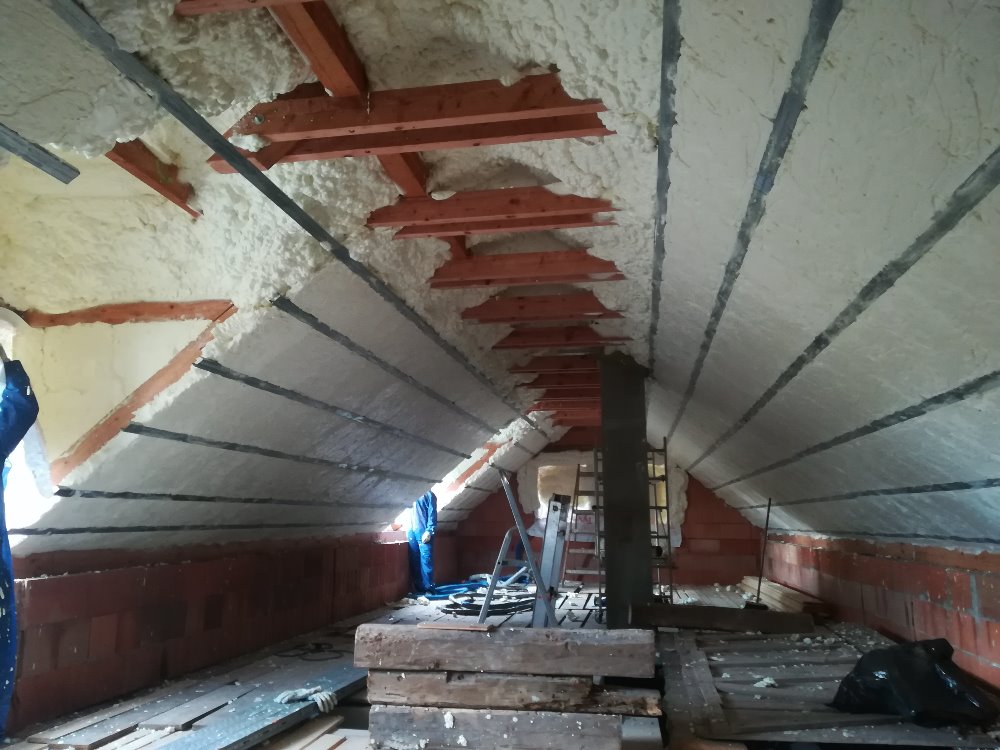 Patrik Radaušer - pěnová izolace foto 4