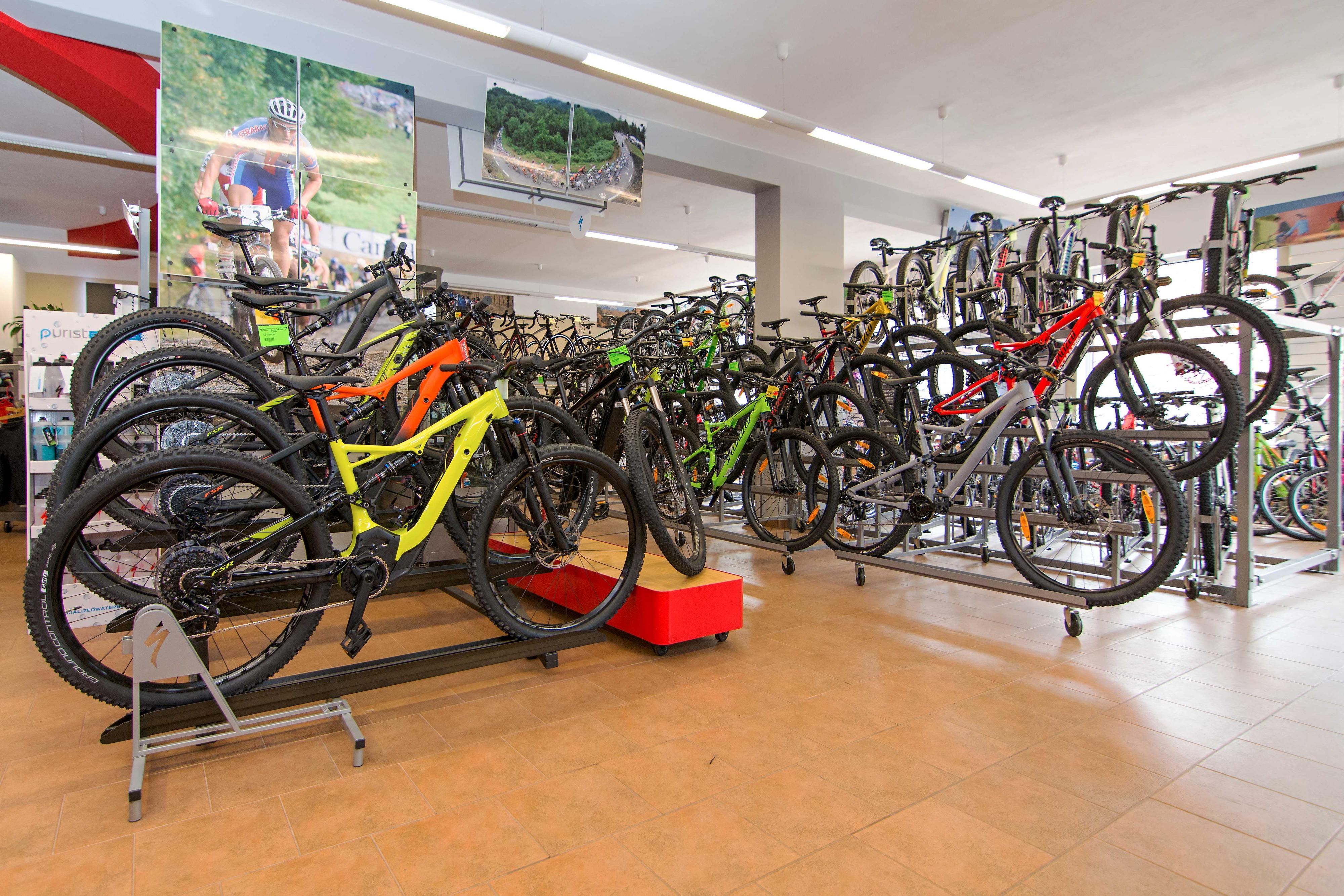 Specialized Concept Store - Cyklo Vondráček foto 4