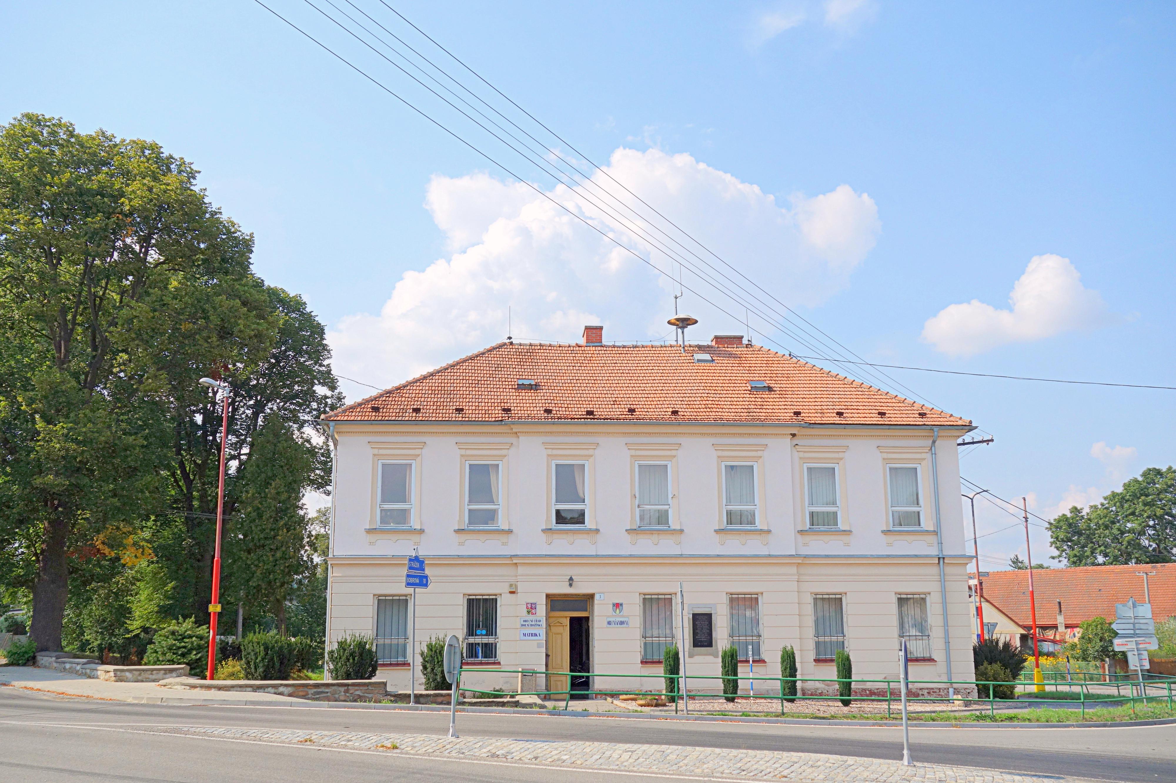 Dolní Rožínka - obecní úřad foto 2