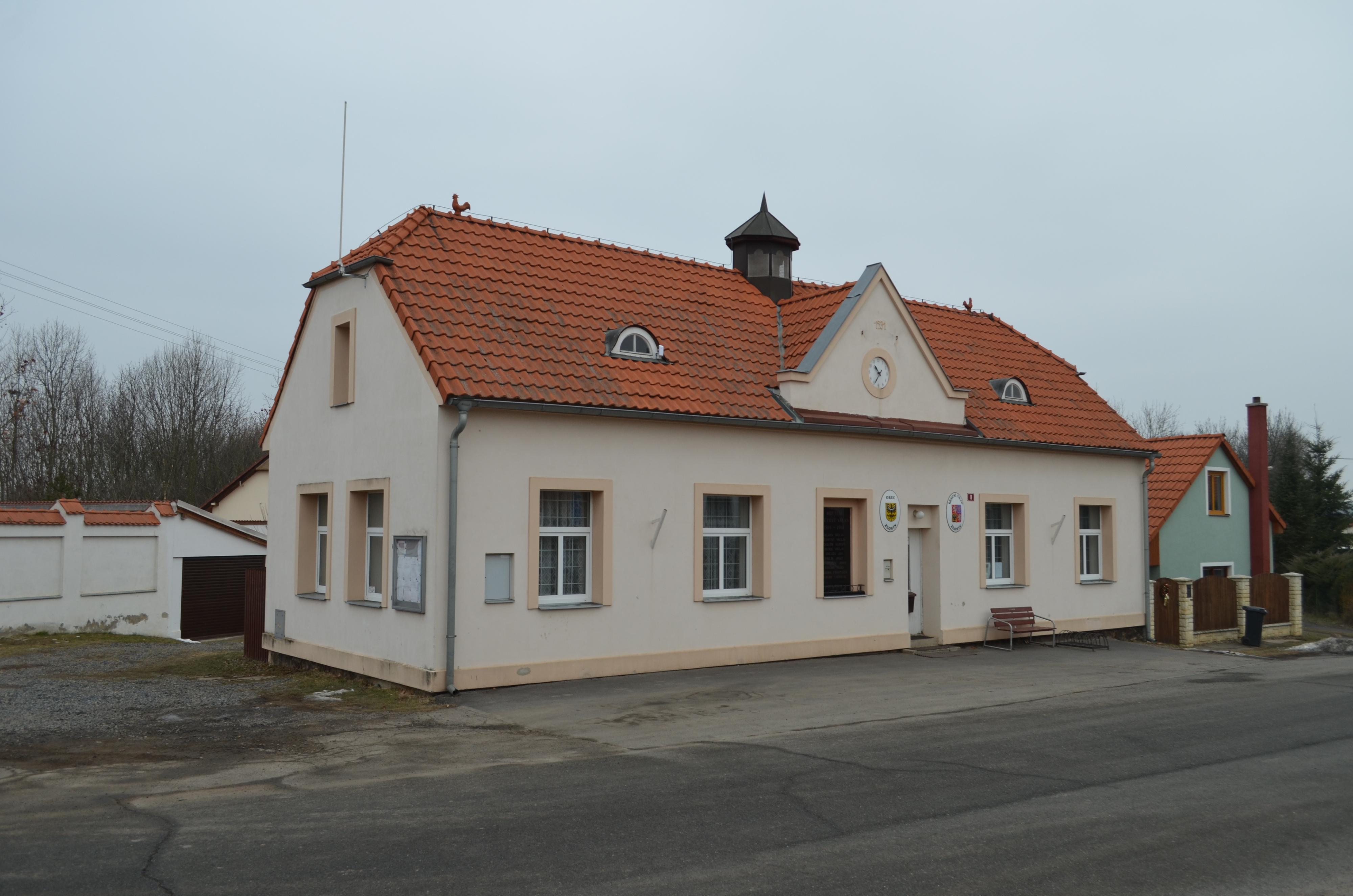 Zlonín - obecní úřad