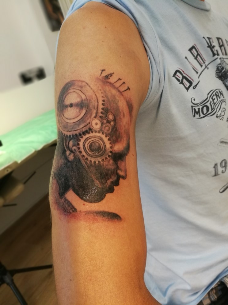 ARIES TATTOO PRAGUE foto 3