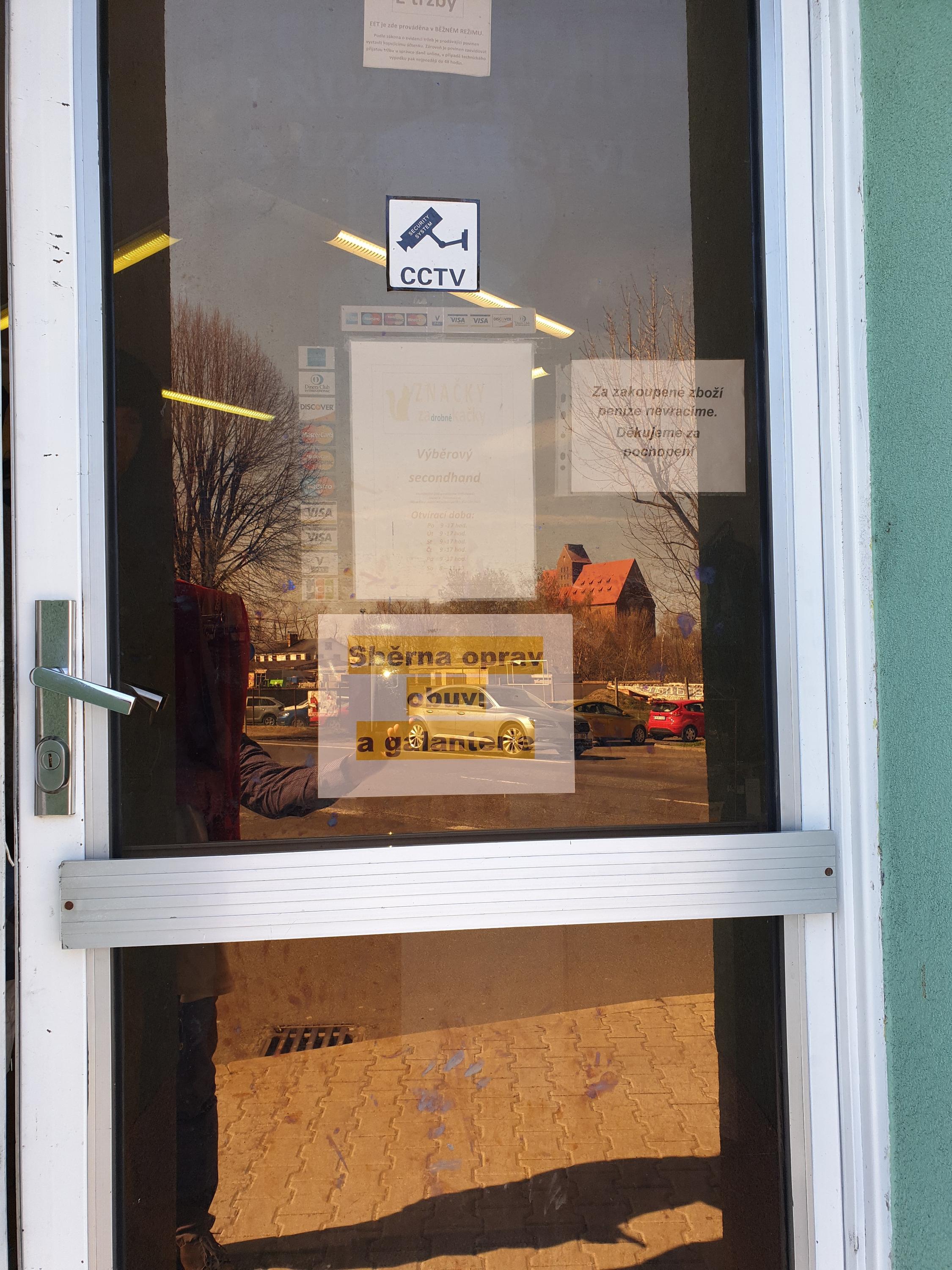 Opravna obuvi a galanterie - Dagmar Uhlířová foto 2