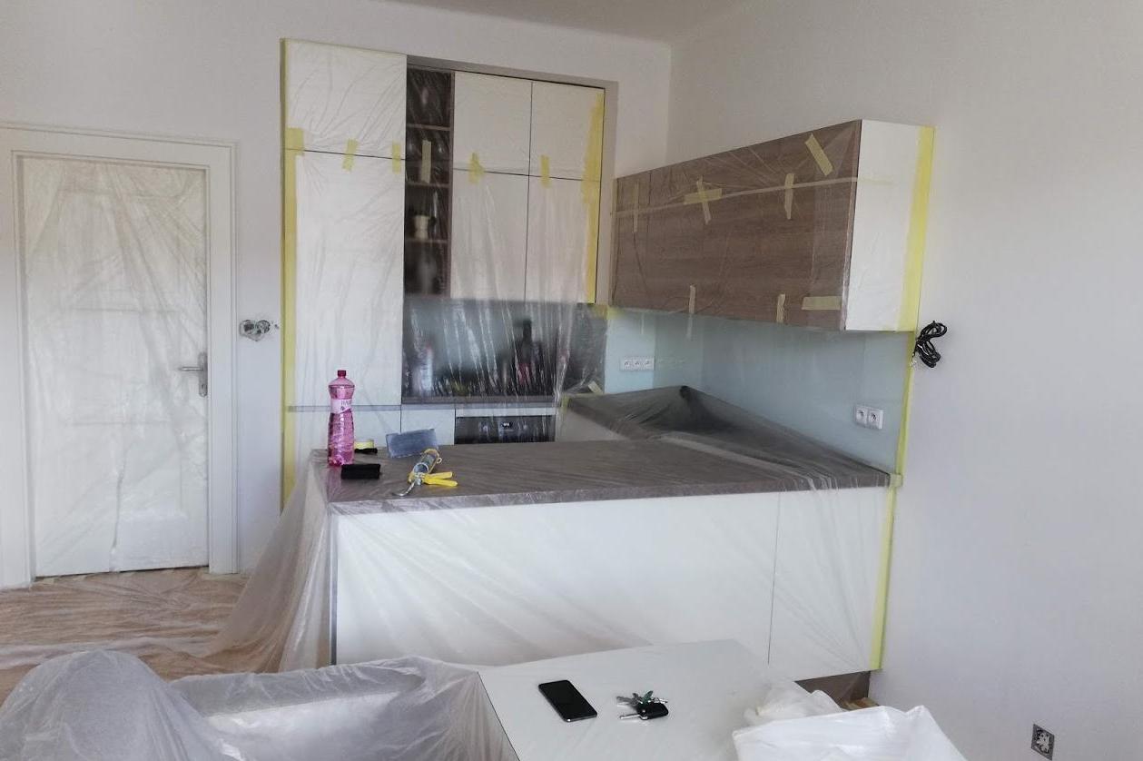 bemkys s.r.o. - Hodinový manžel