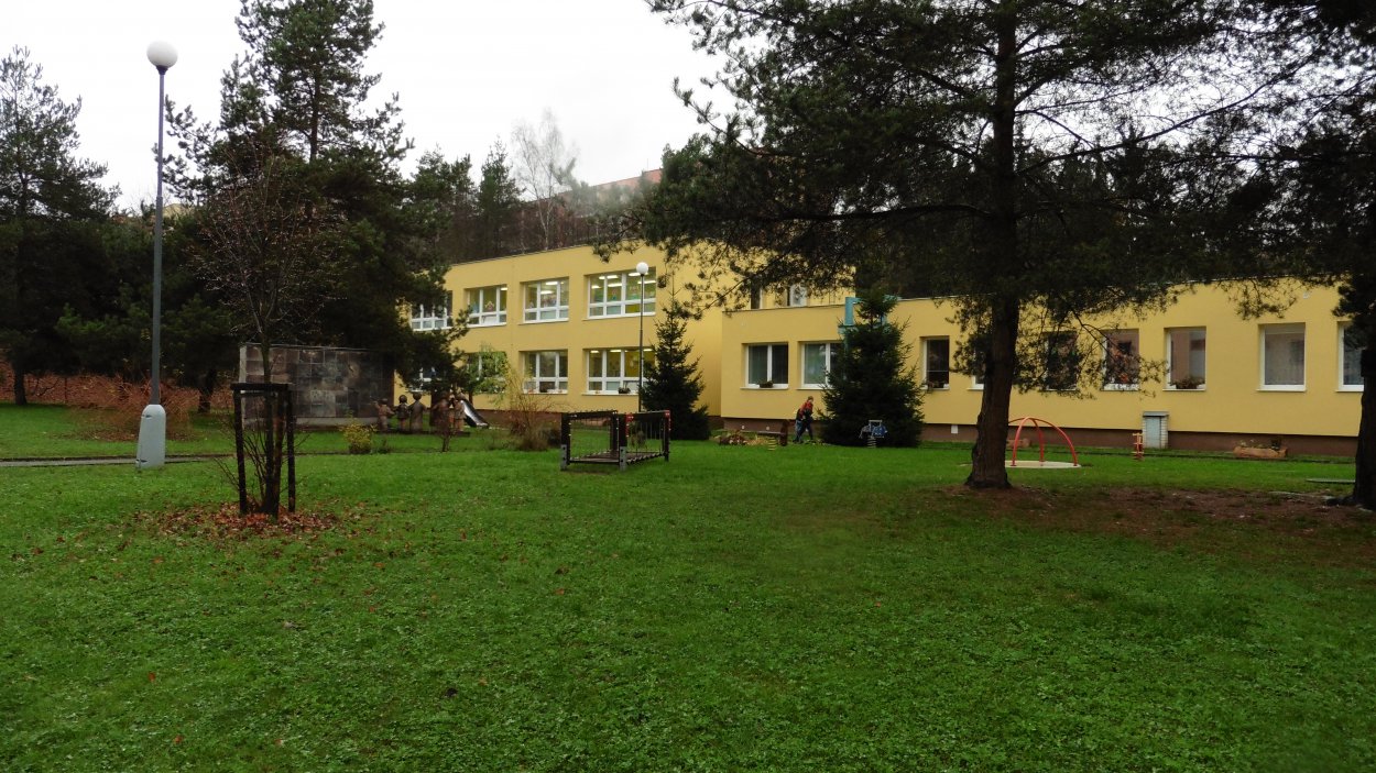 Projekty Červený foto 3