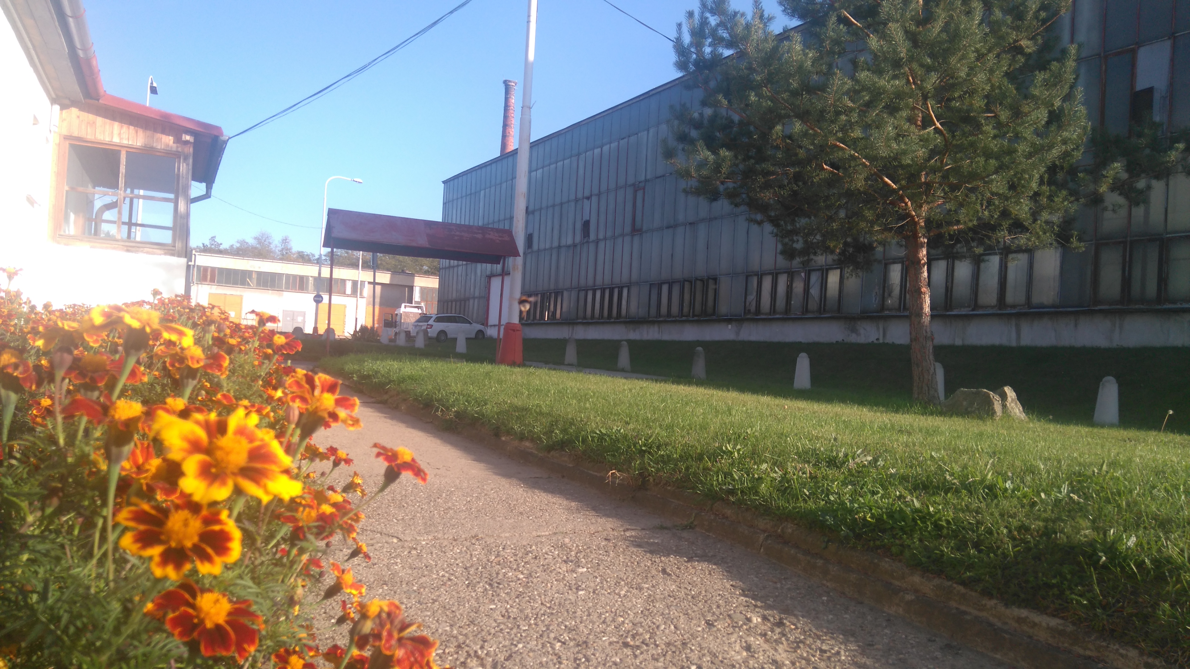 Possitz logistic park - montáž hal foto 2