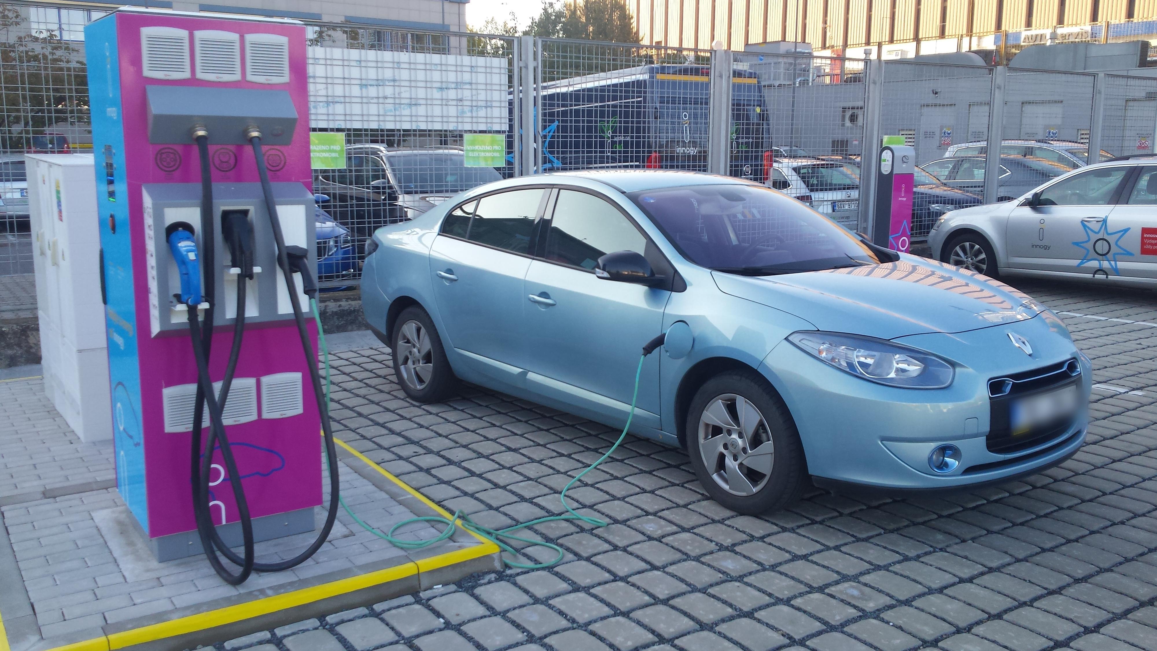 Dobíjecí stanice innogy foto 2