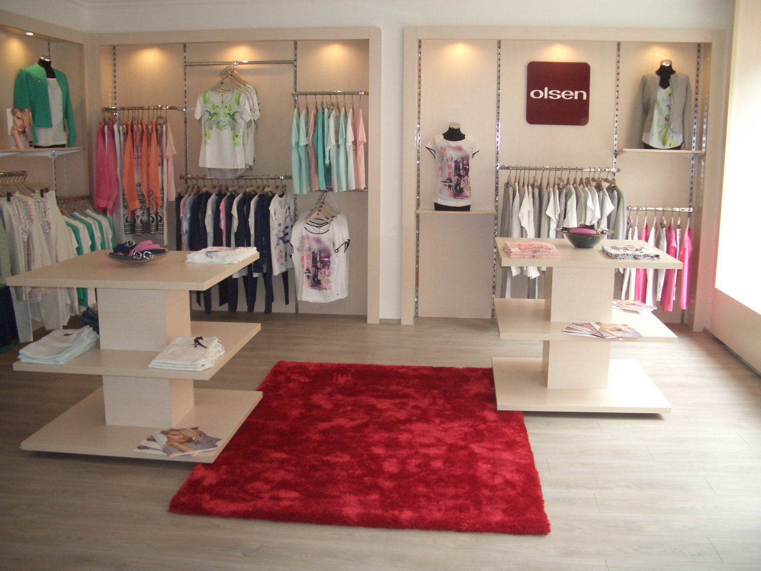 OLSEN FASHION foto 2