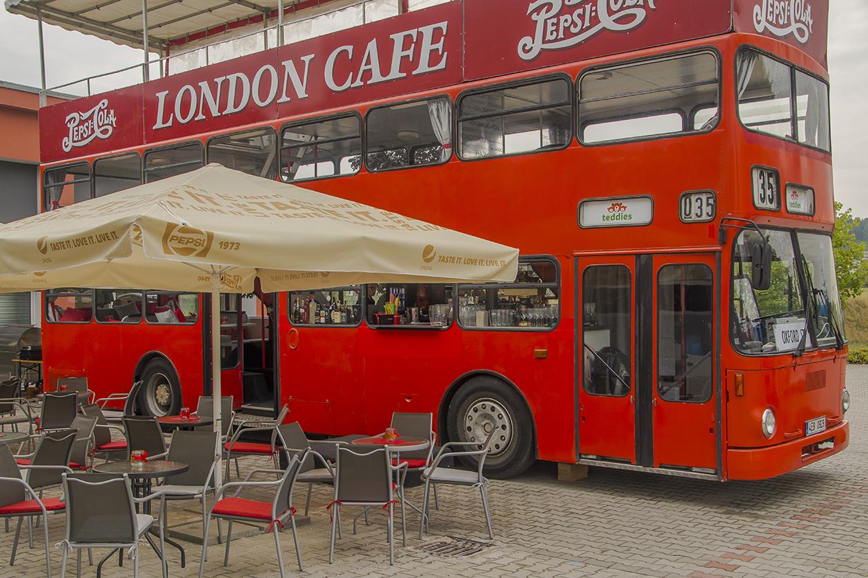London Cafe - Párty bus