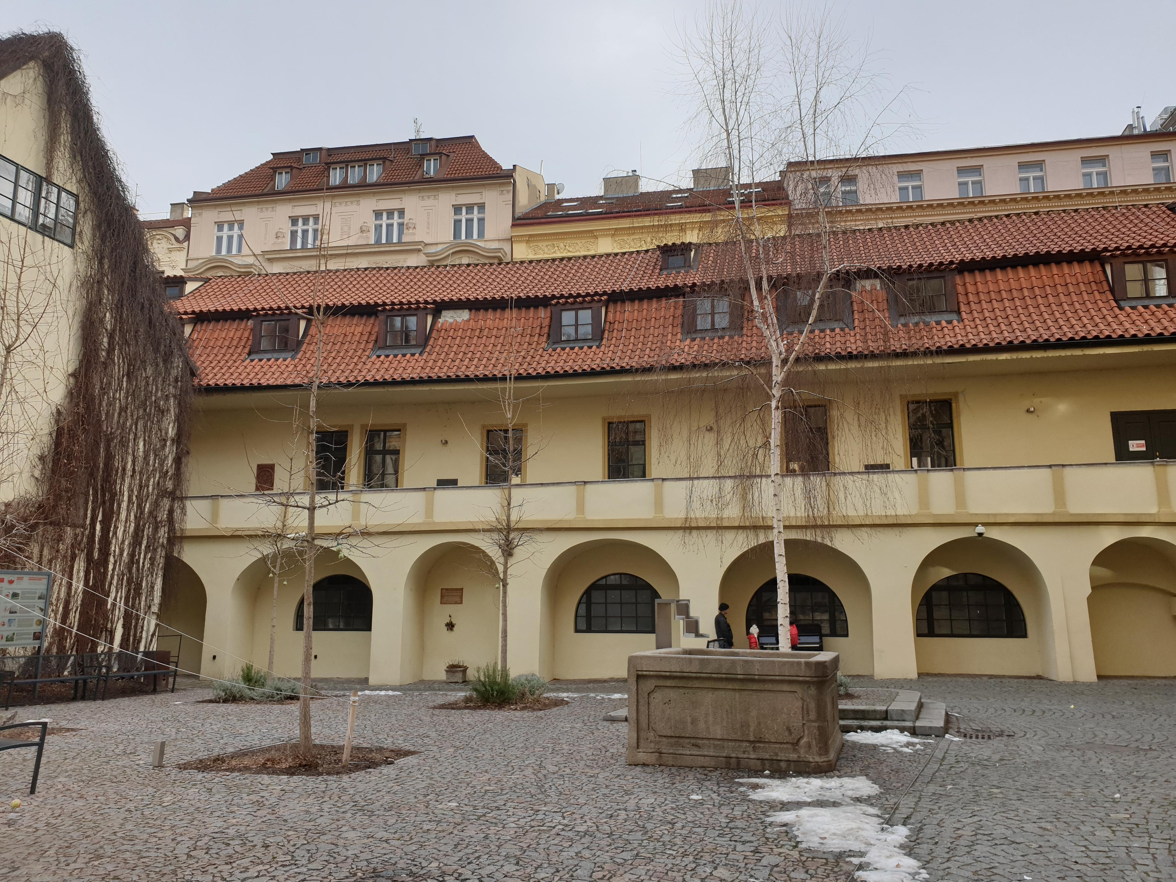 Knihovna Náprstkova muzea foto 6