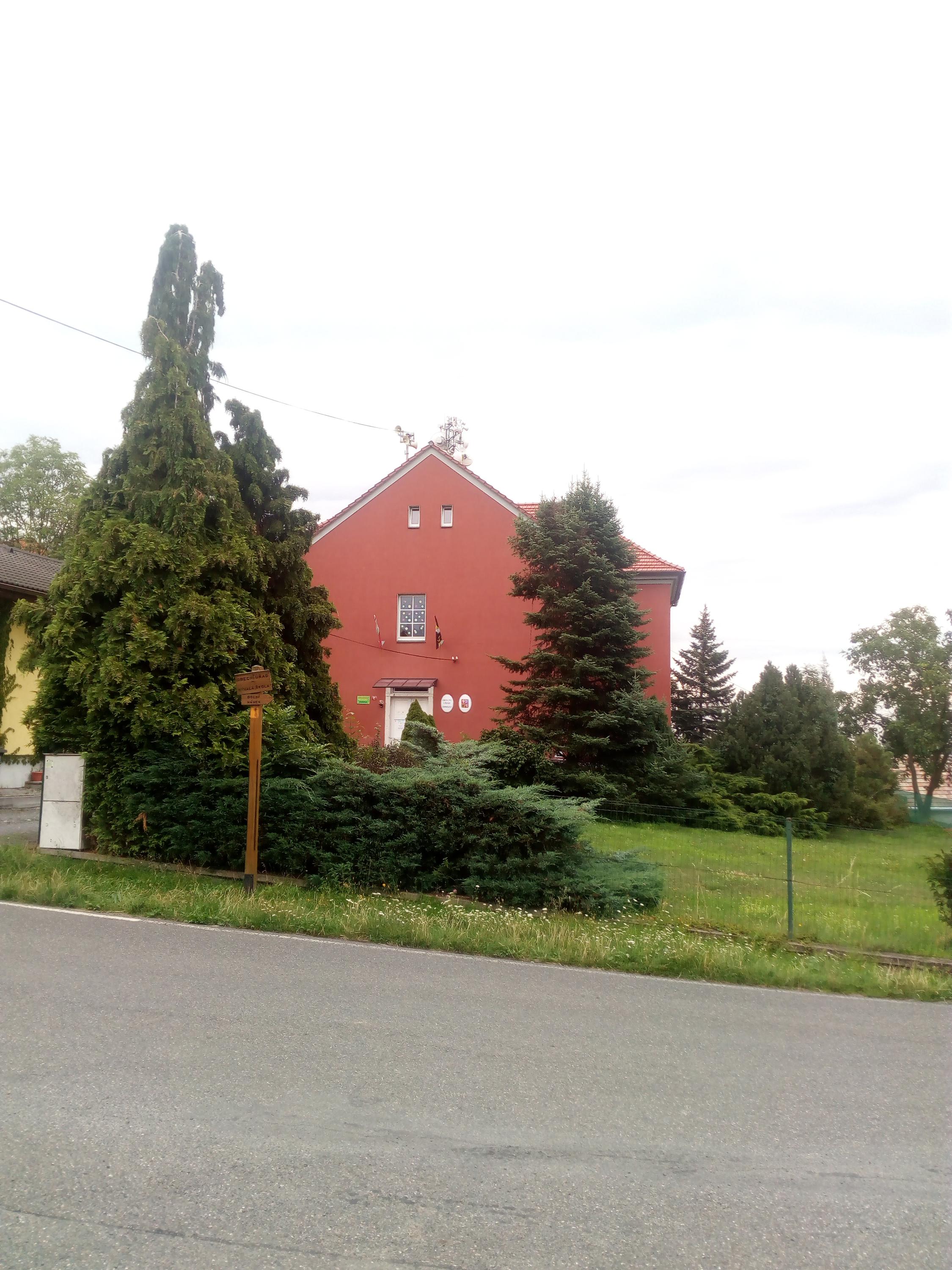 Černolice - obecní úřad foto 2