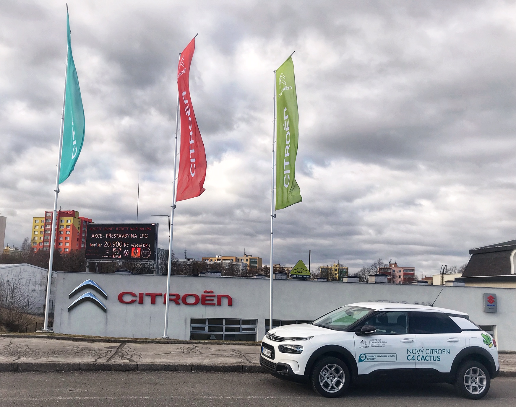 Meteor Car Citroën Orlová foto 3