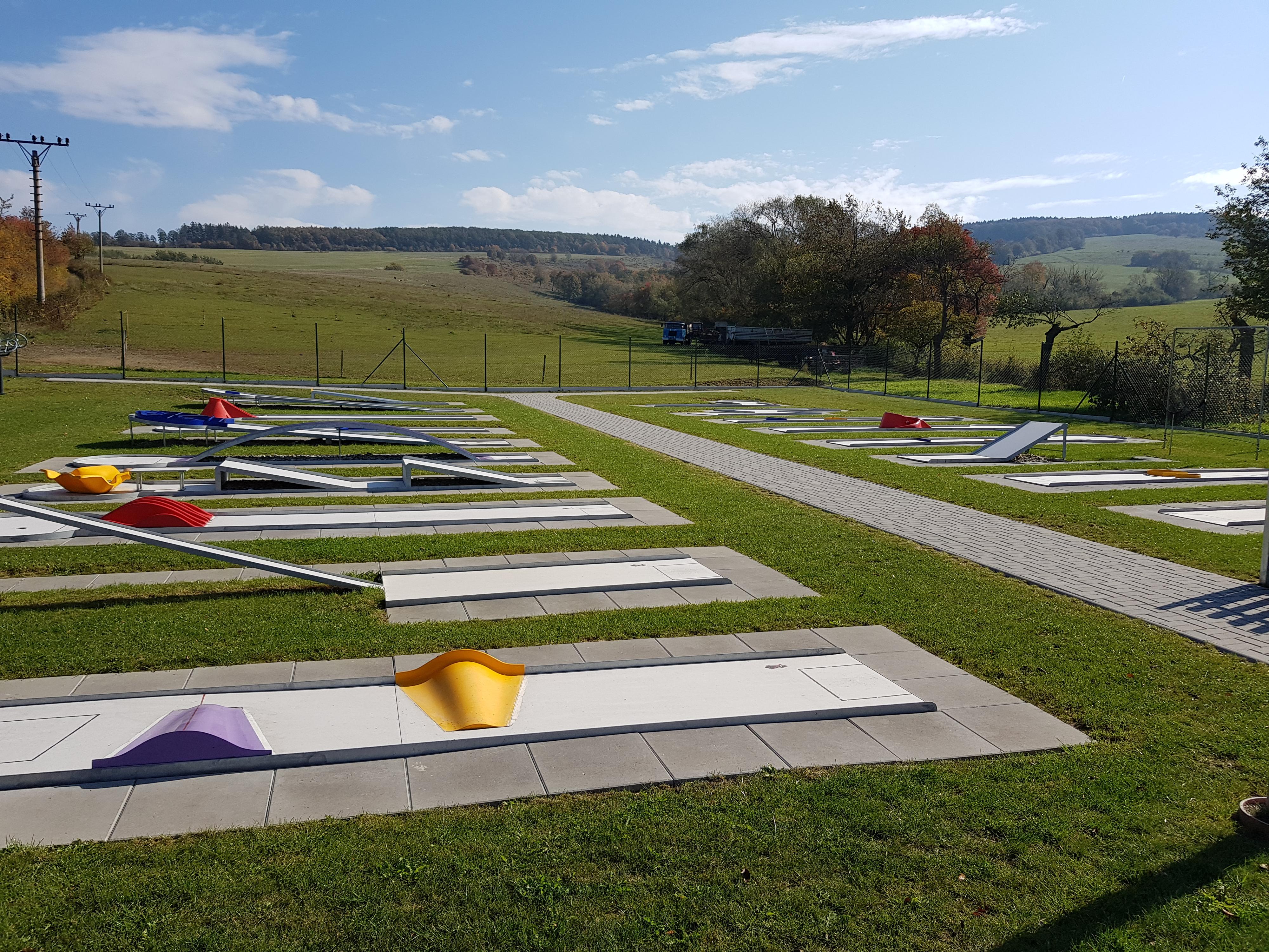 Minigolf Horní Němčí foto 2