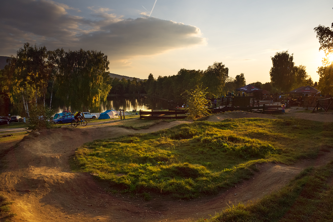 Singltrek pod Smrkem