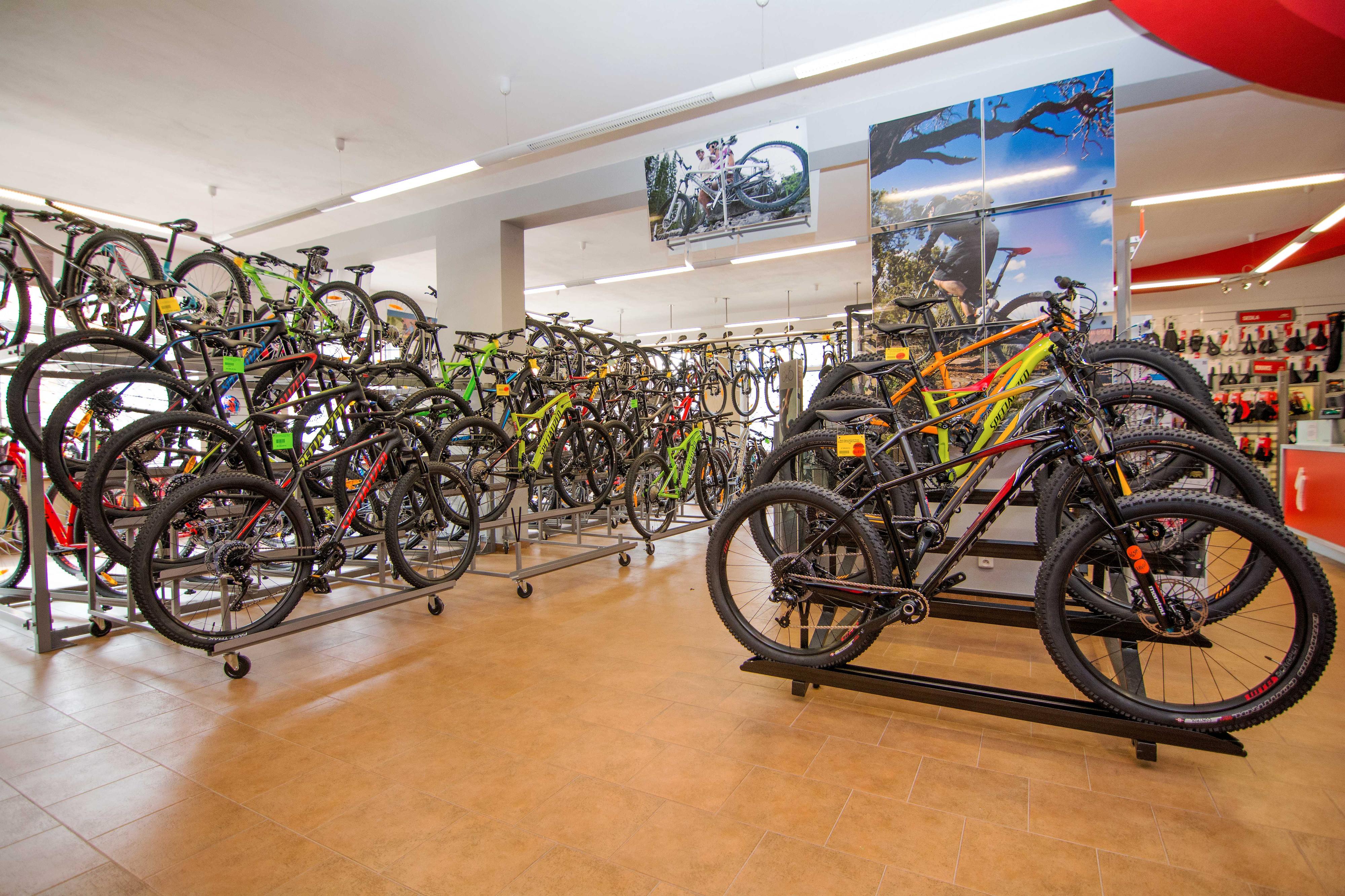 Specialized Concept Store - Cyklo Vondráček foto 6