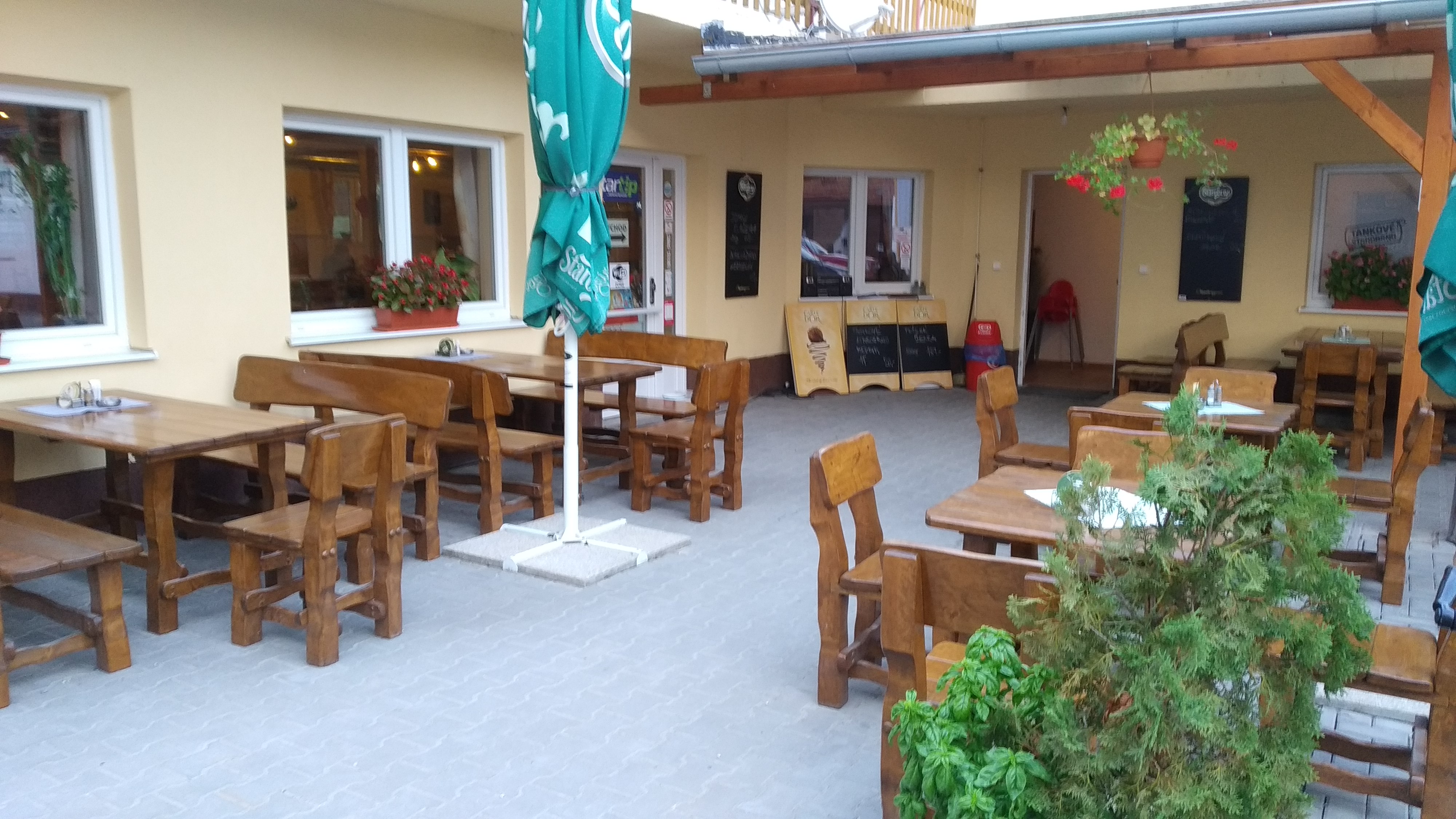 Restaurace Na Kovárně foto 2
