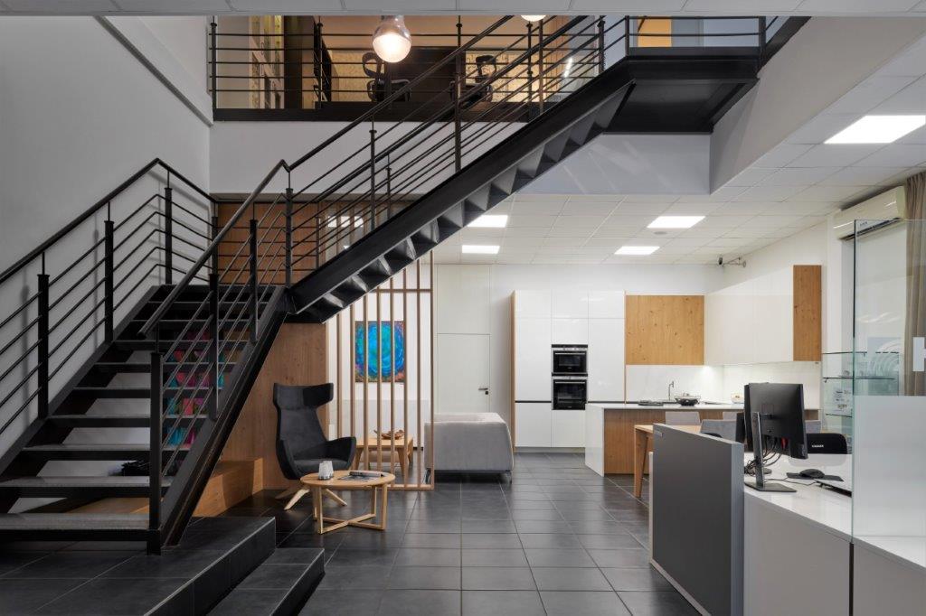 HOME INTERIER - Kuchyně a interiéry / Hanák nábytek foto 3