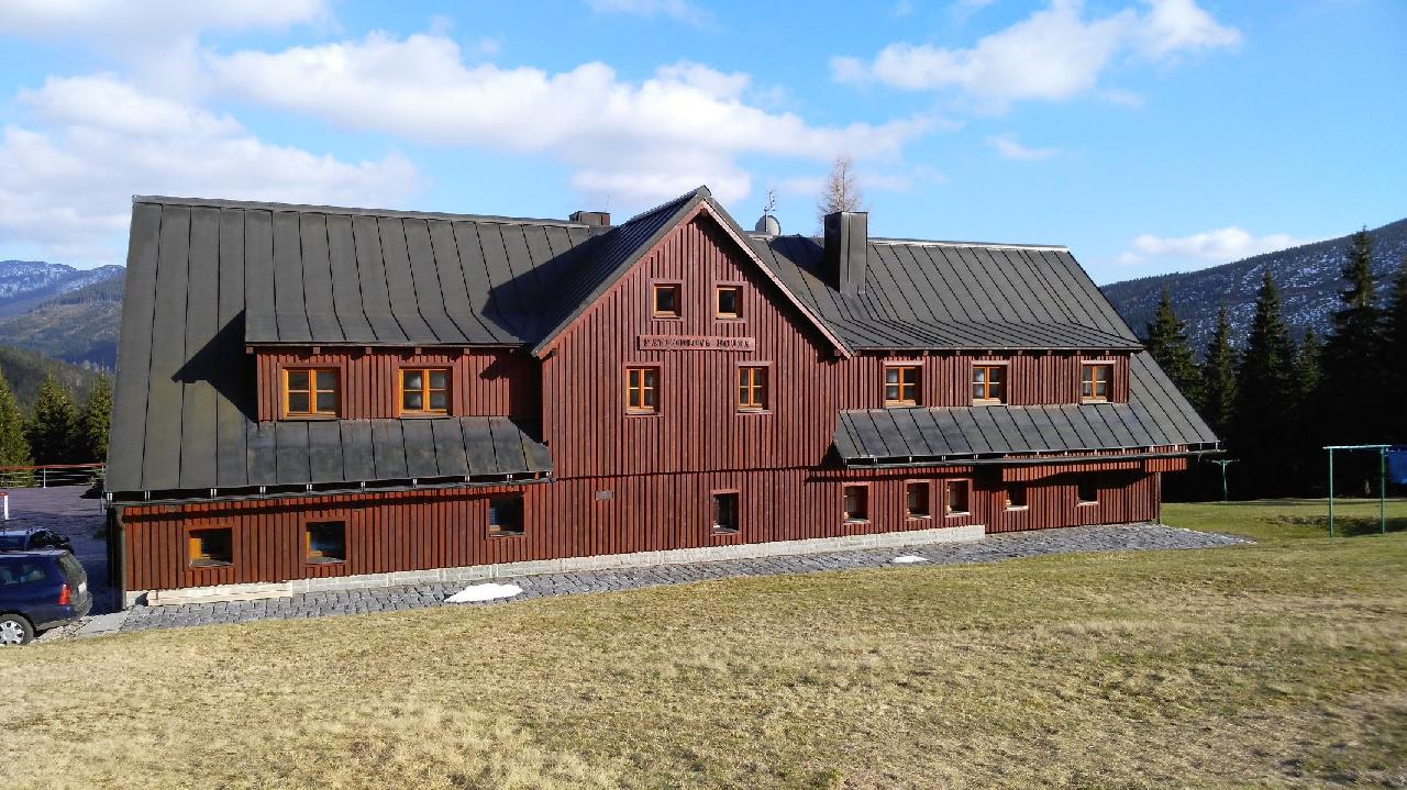 Horská chata Univerzity Karlovy Patejdlova bouda