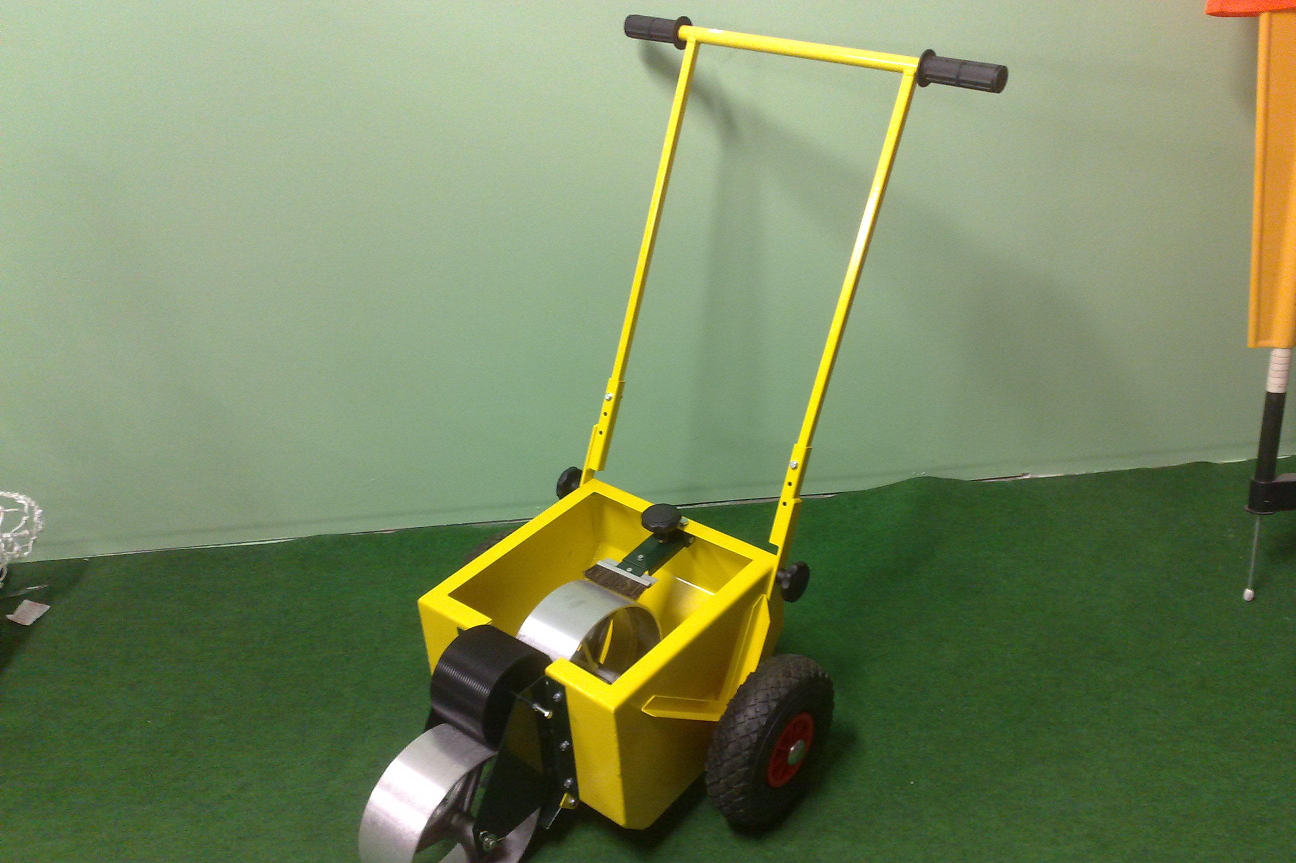 Válcová latexová fotbalová lajnovačka