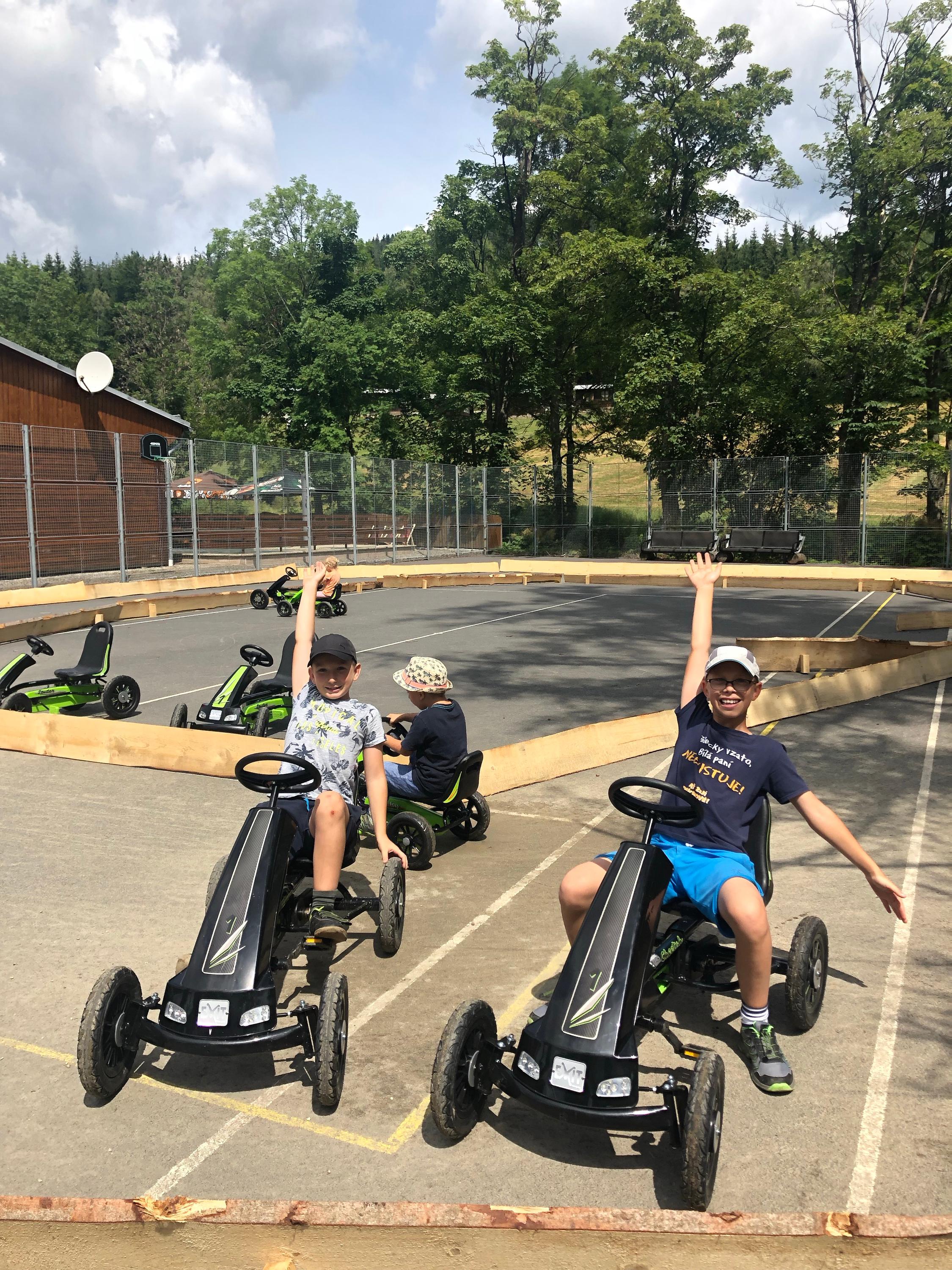 Ježkovo hřiště foto 3