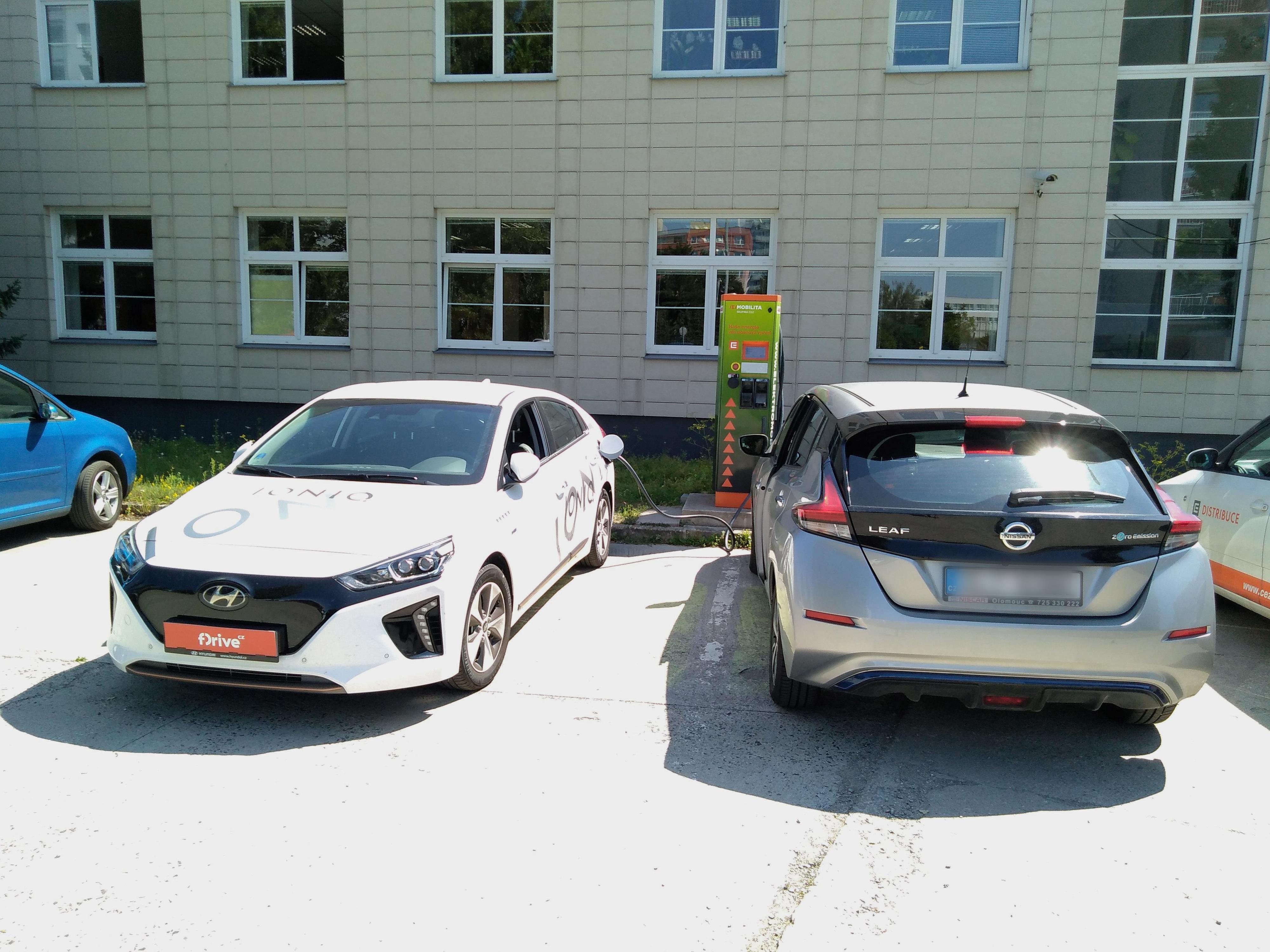 Nabíjecí stanice ČEZ