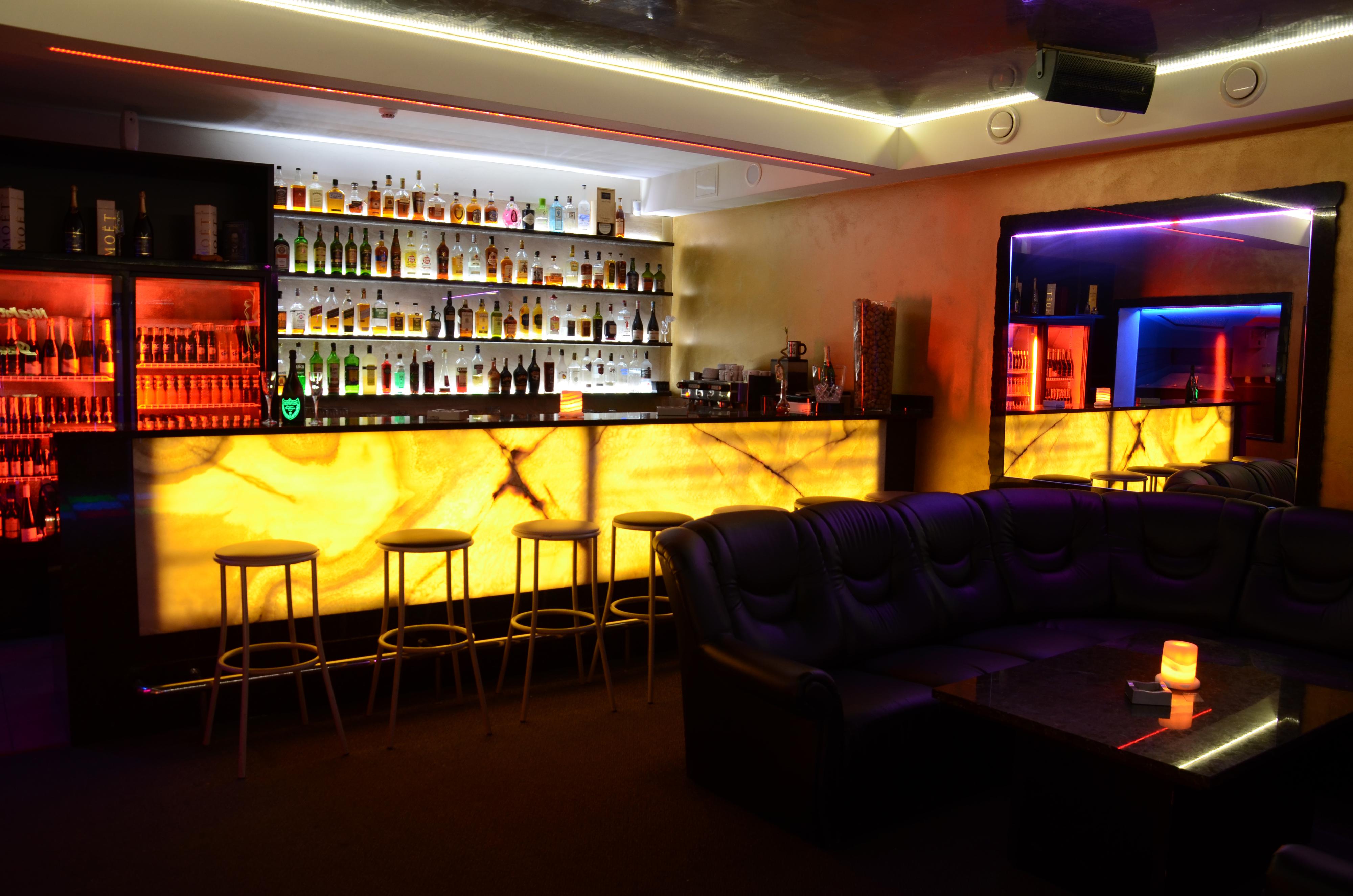 Night Club Izabo bar foto 3