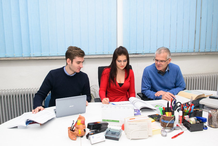 Daňová a účetní kancelář Kuřim foto 3