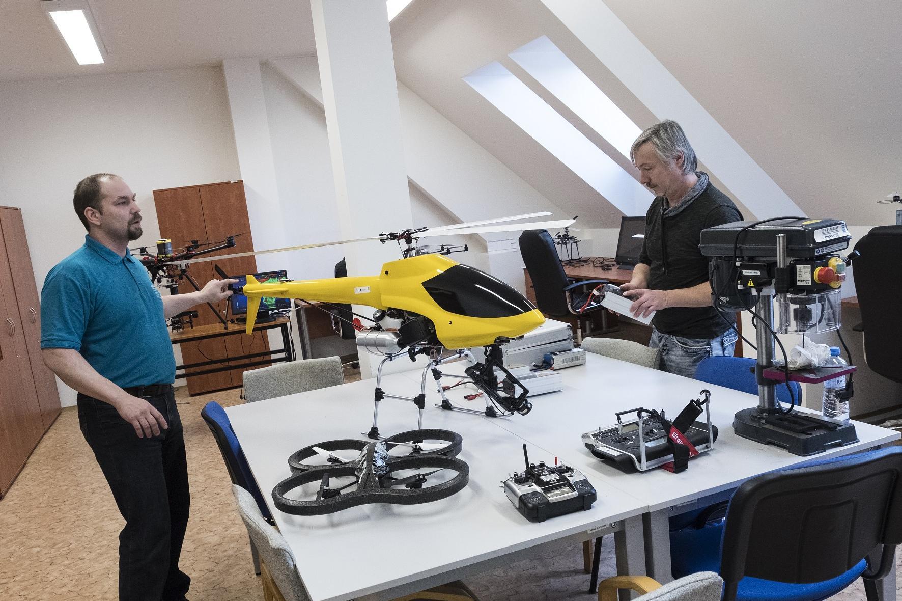 Ústav informatiky Filozoficko-přírodovědecké fakulty