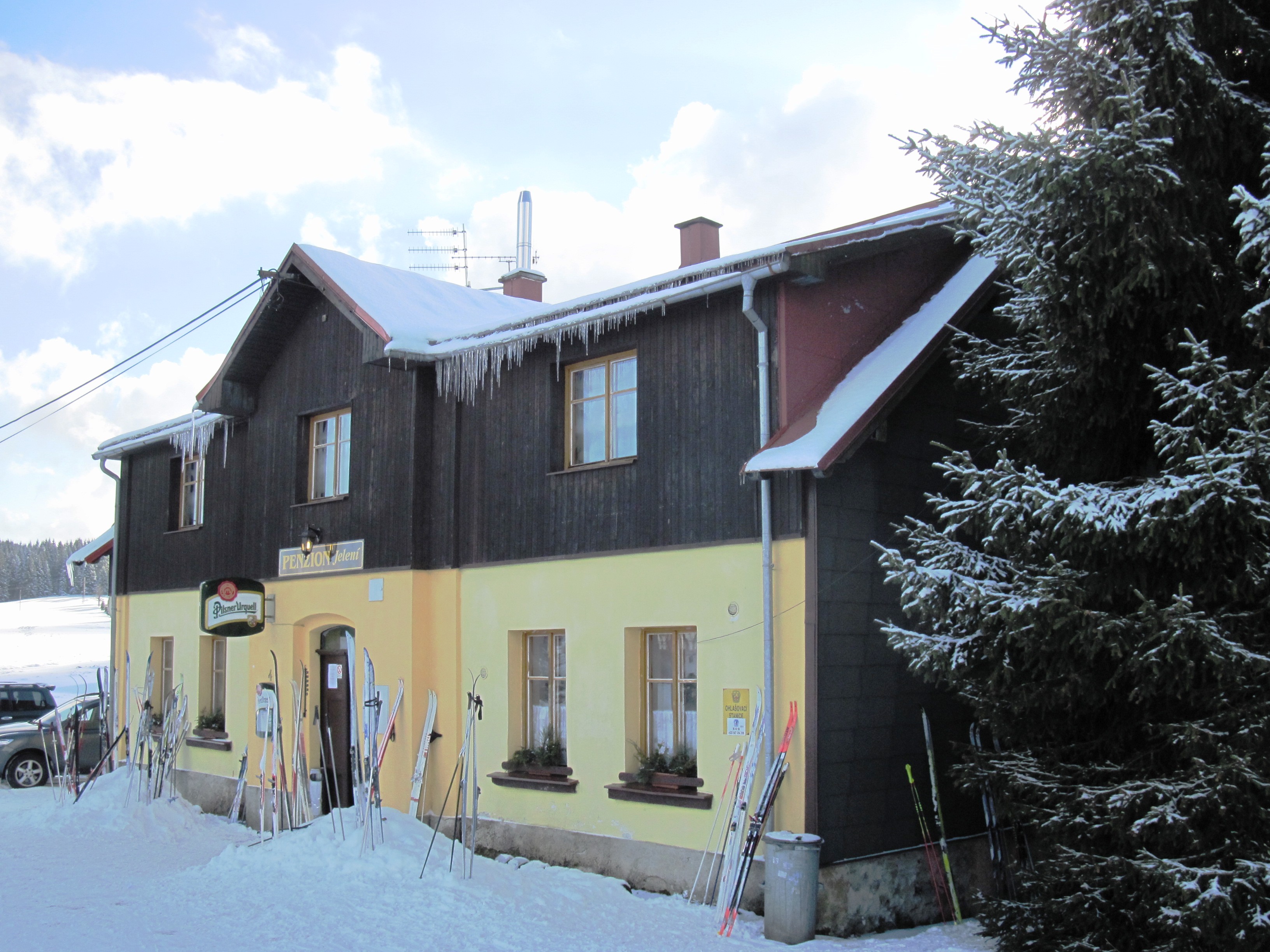 Restaurace Penzion Jelení foto 3