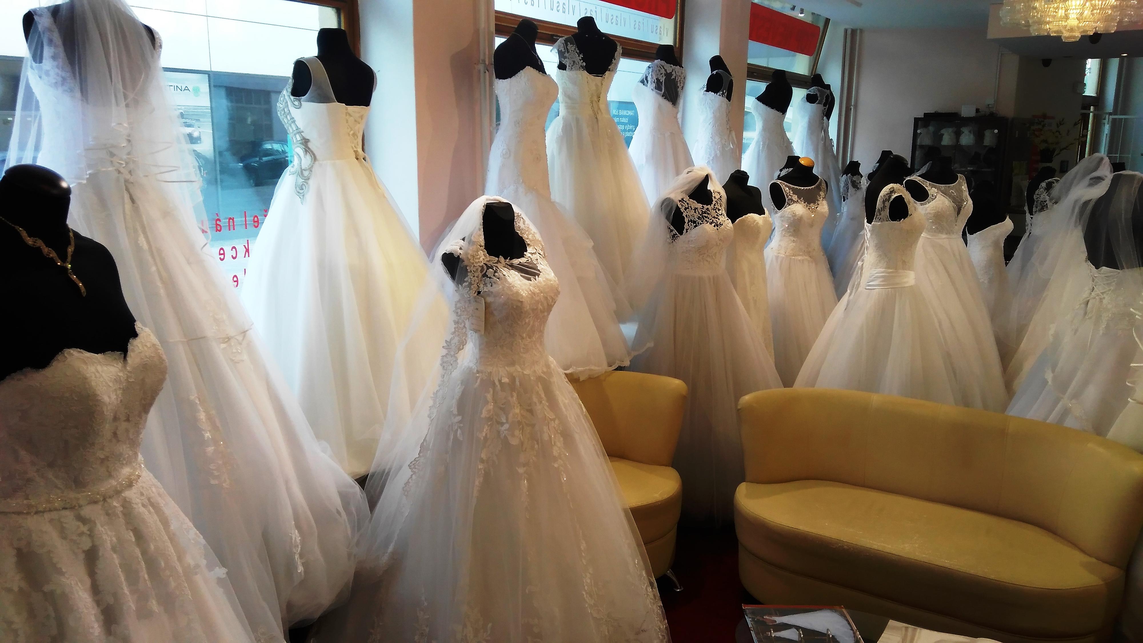 Top nevěsta SVATEBNÍ SALÓN foto 4