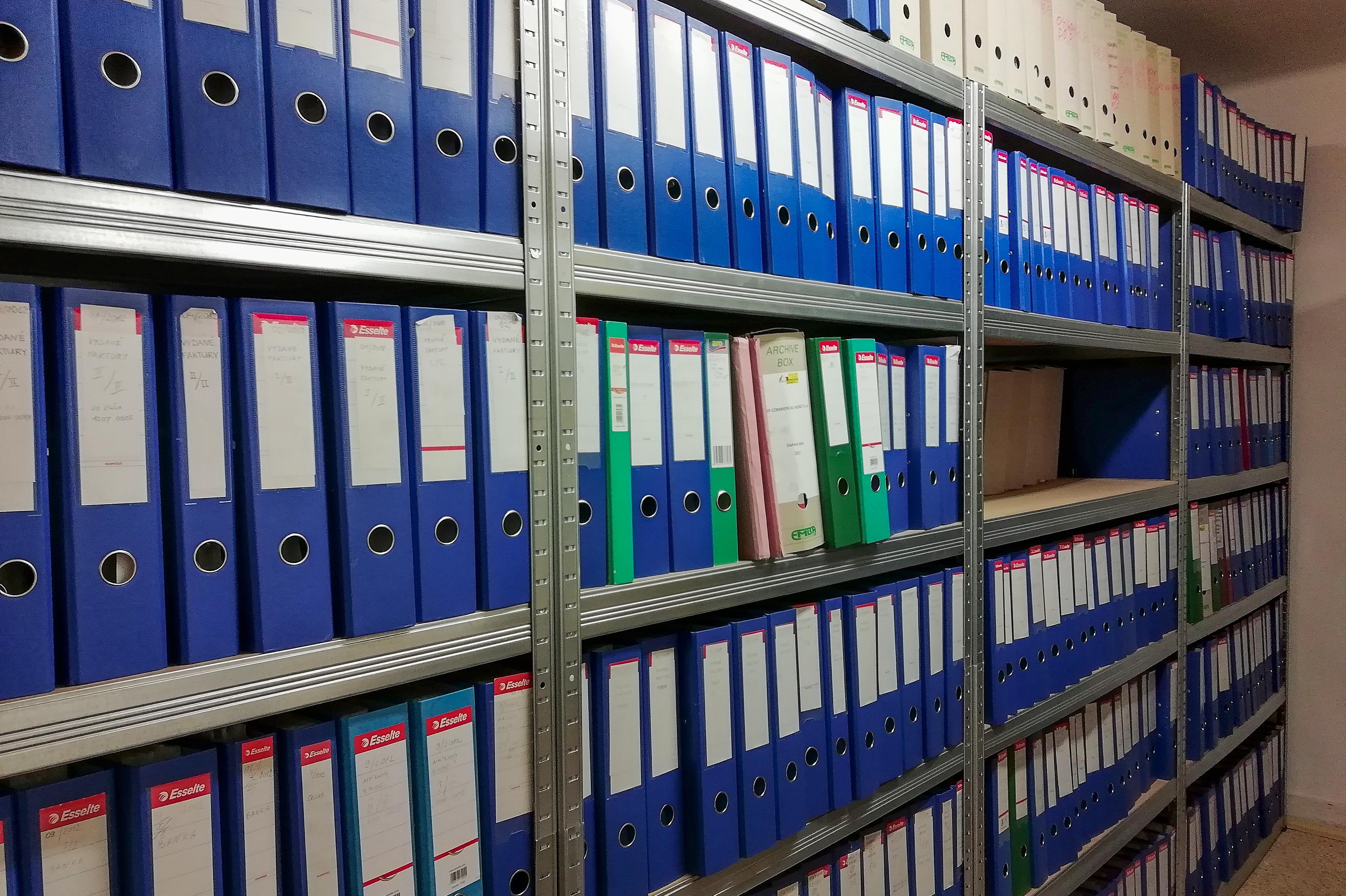 BOLEK consulting s.r.o. - účetní firma, spisovna, skartace písemností