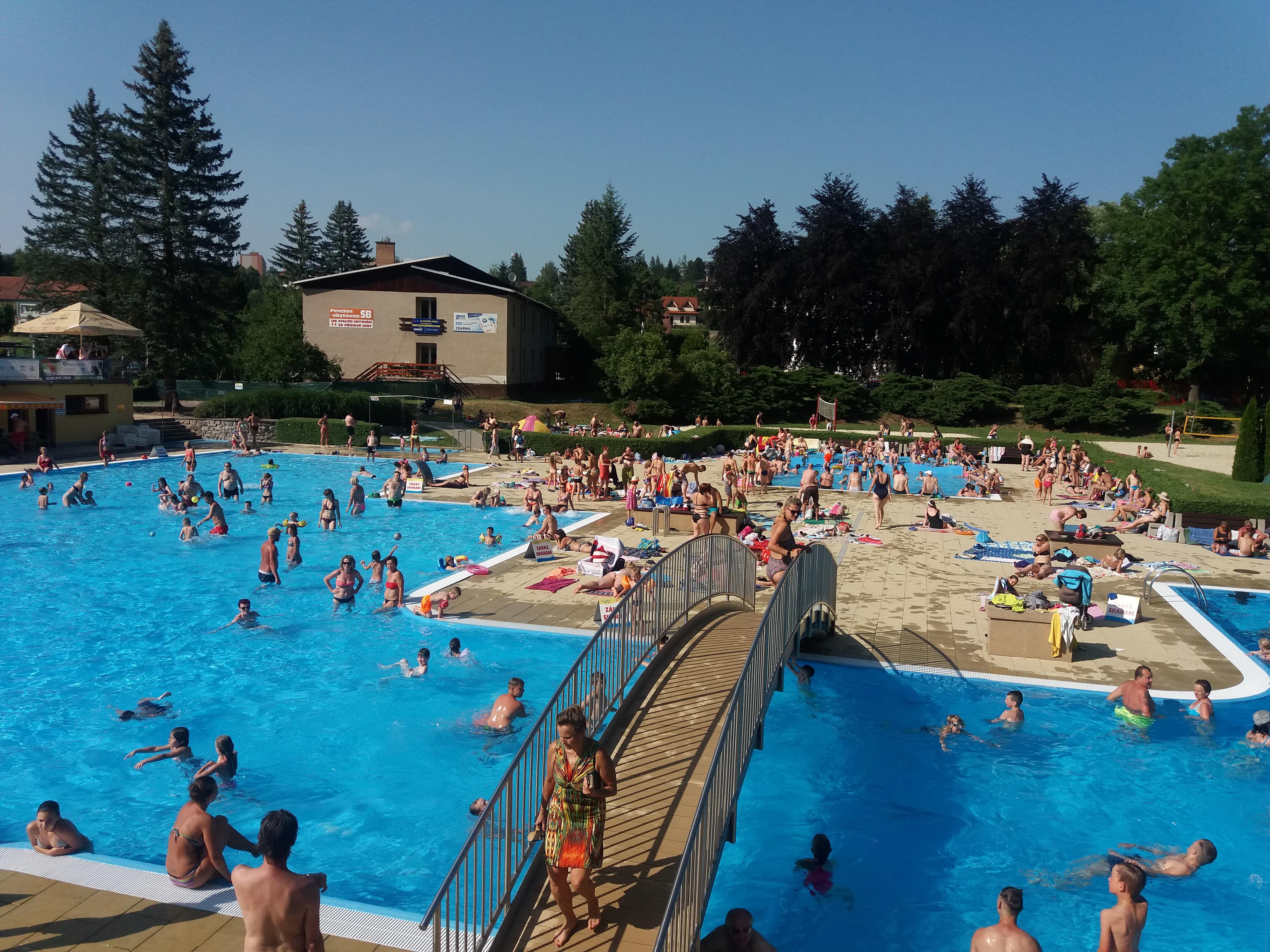 Koupaliště Červenka foto 2