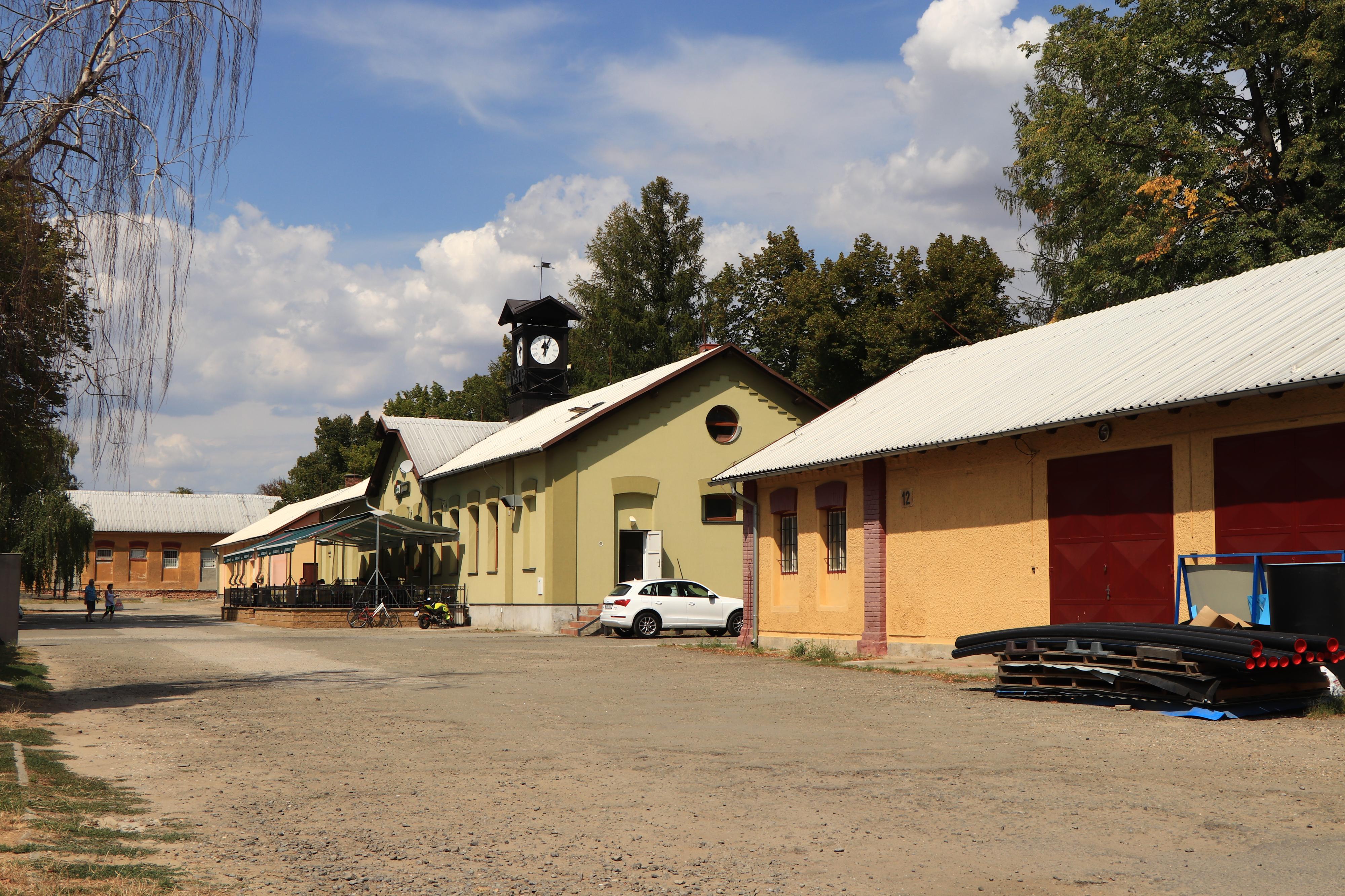 Restaurace a Vinárna Na Vartě