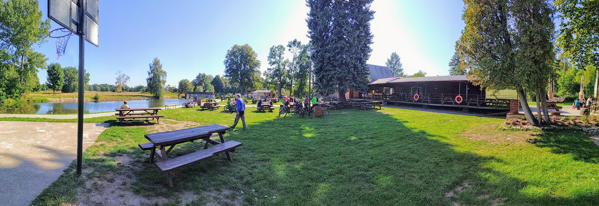 Restaurace Říční a sluneční lázně Na Úpě foto 5