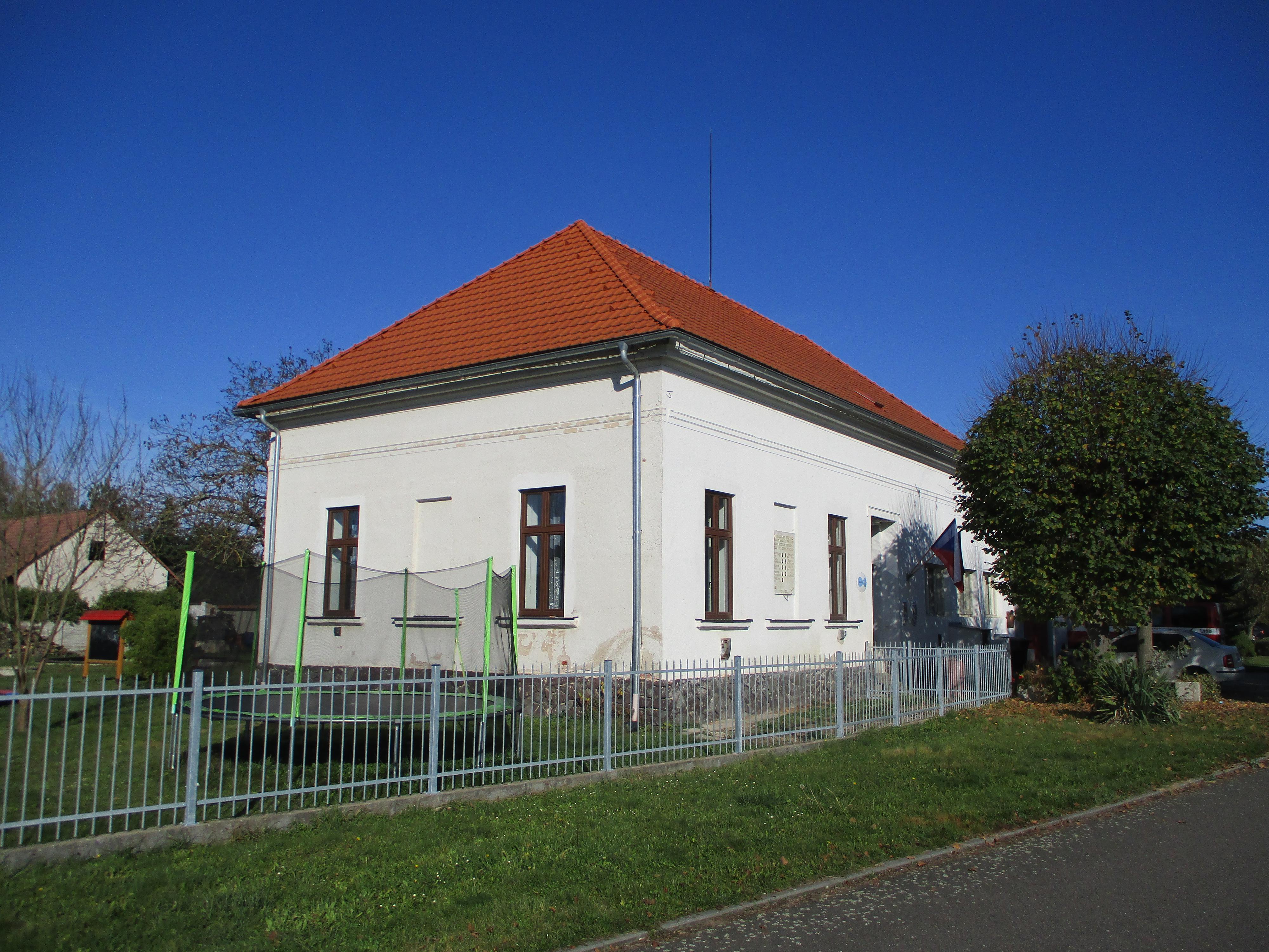 Hrobice - obecní úřad